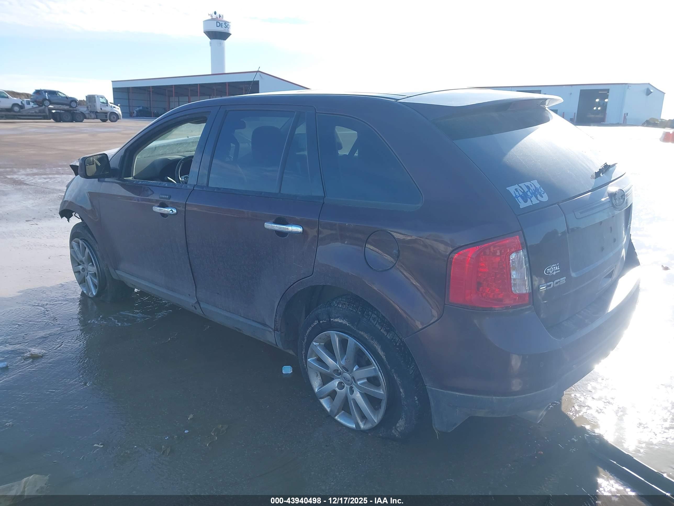 FORD EDGE image 3