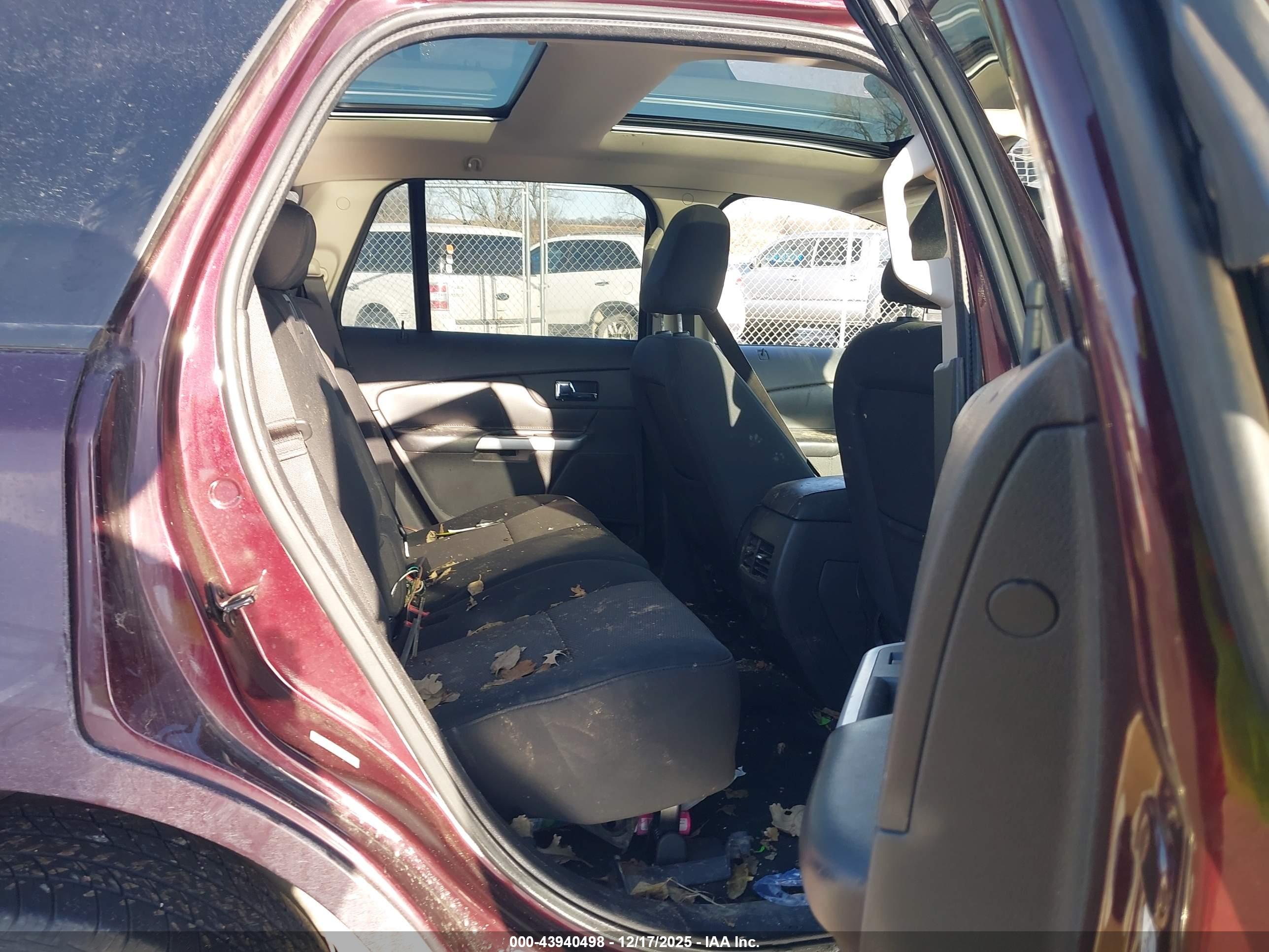 FORD EDGE image 8