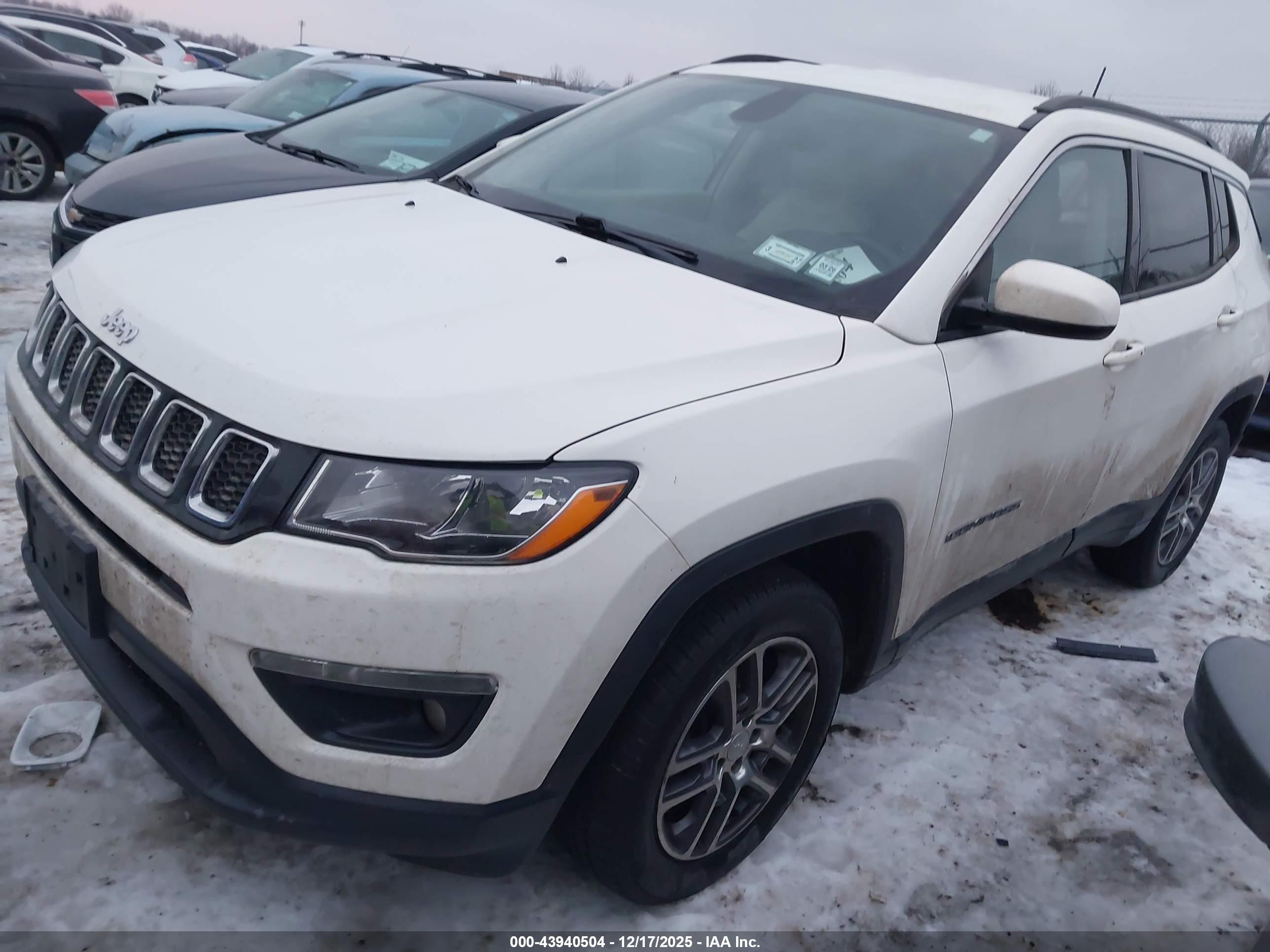 JEEP COMPASS image 2