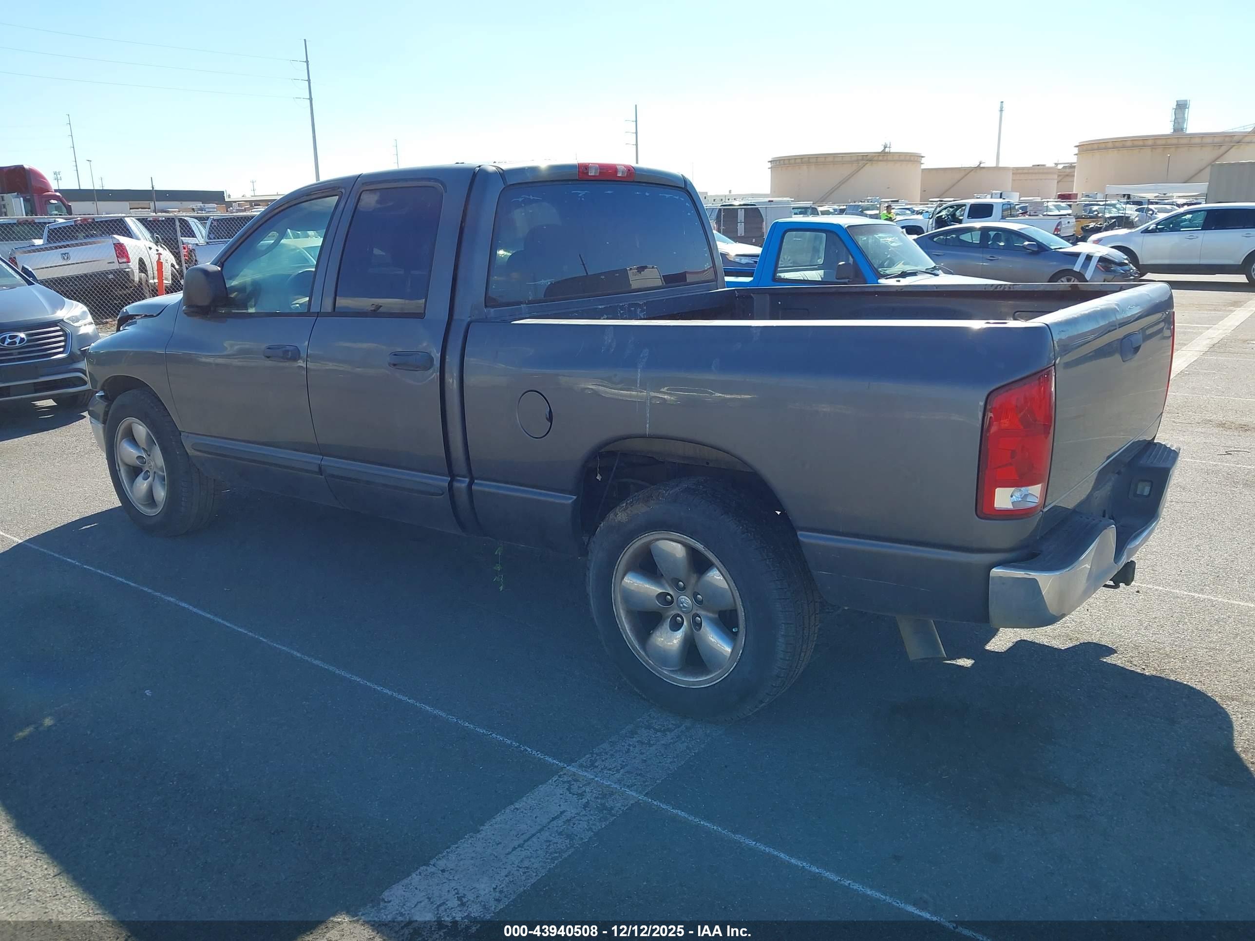 DODGE RAM image 3