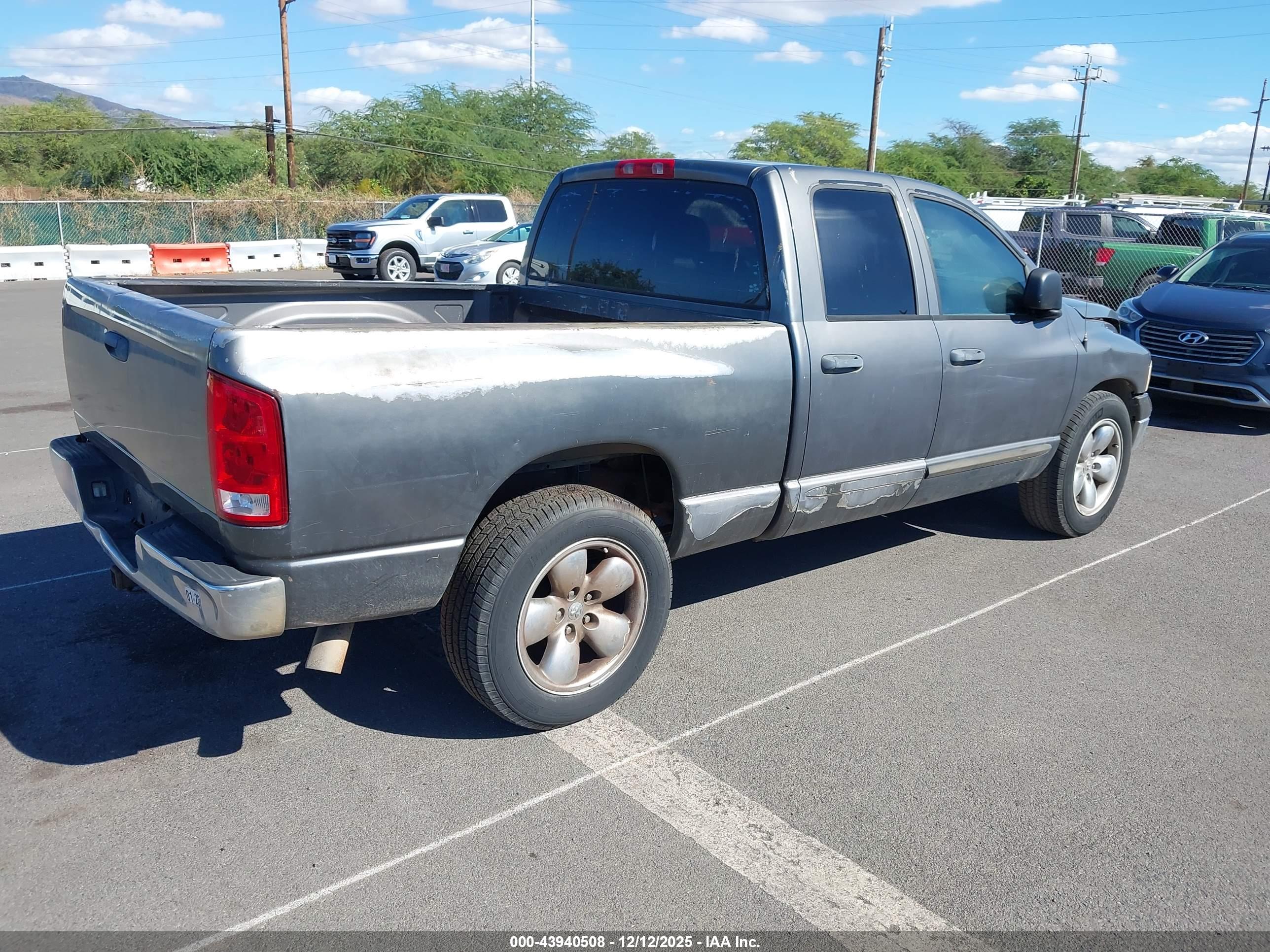 DODGE RAM image 4