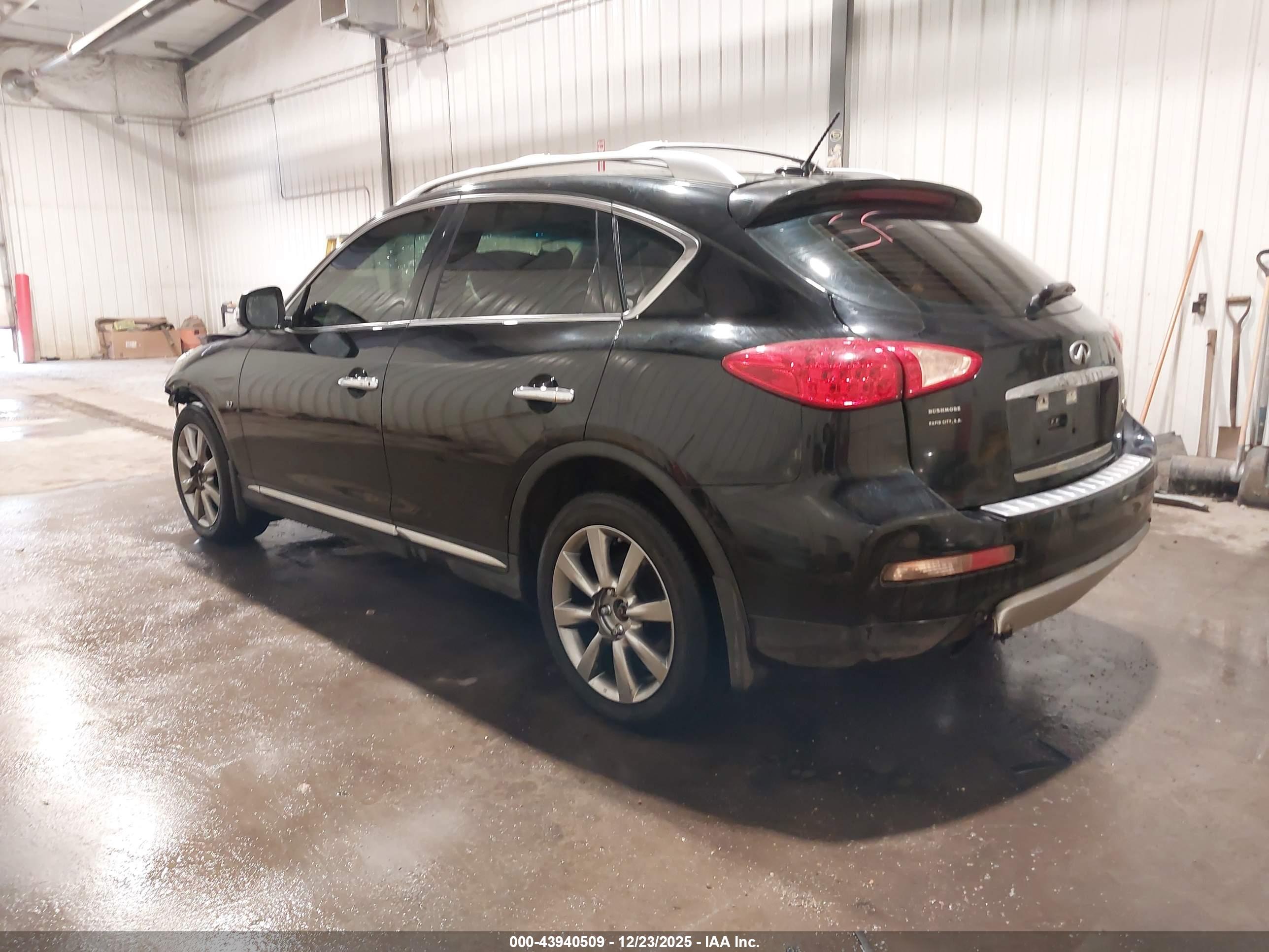 INFINITI QX50 image 3