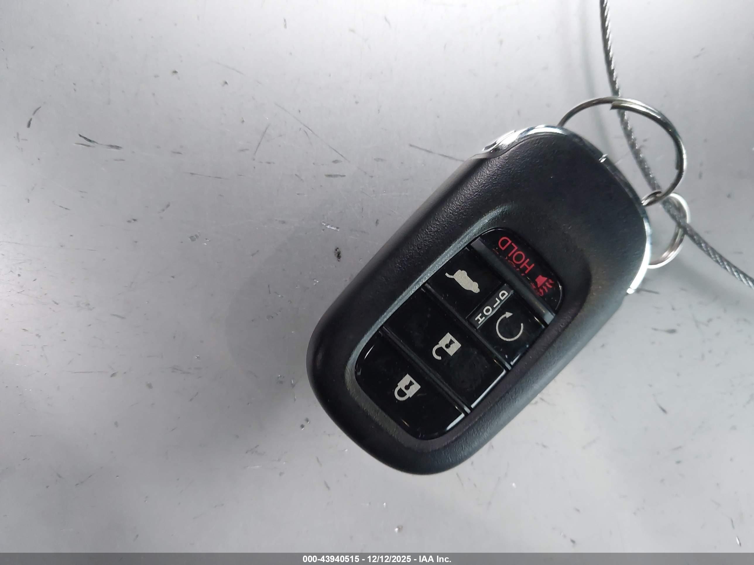 HONDA CR-V image 11