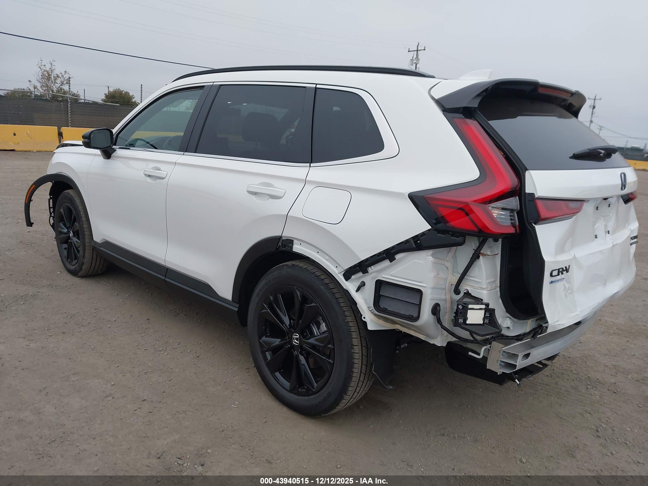 HONDA CR-V image 3