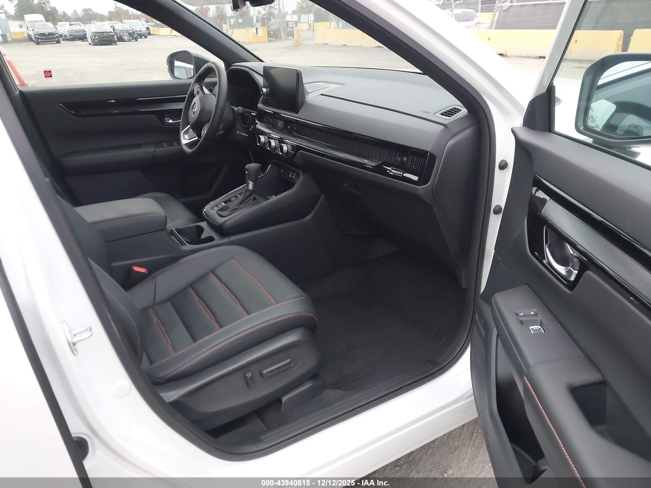 HONDA CR-V image 5
