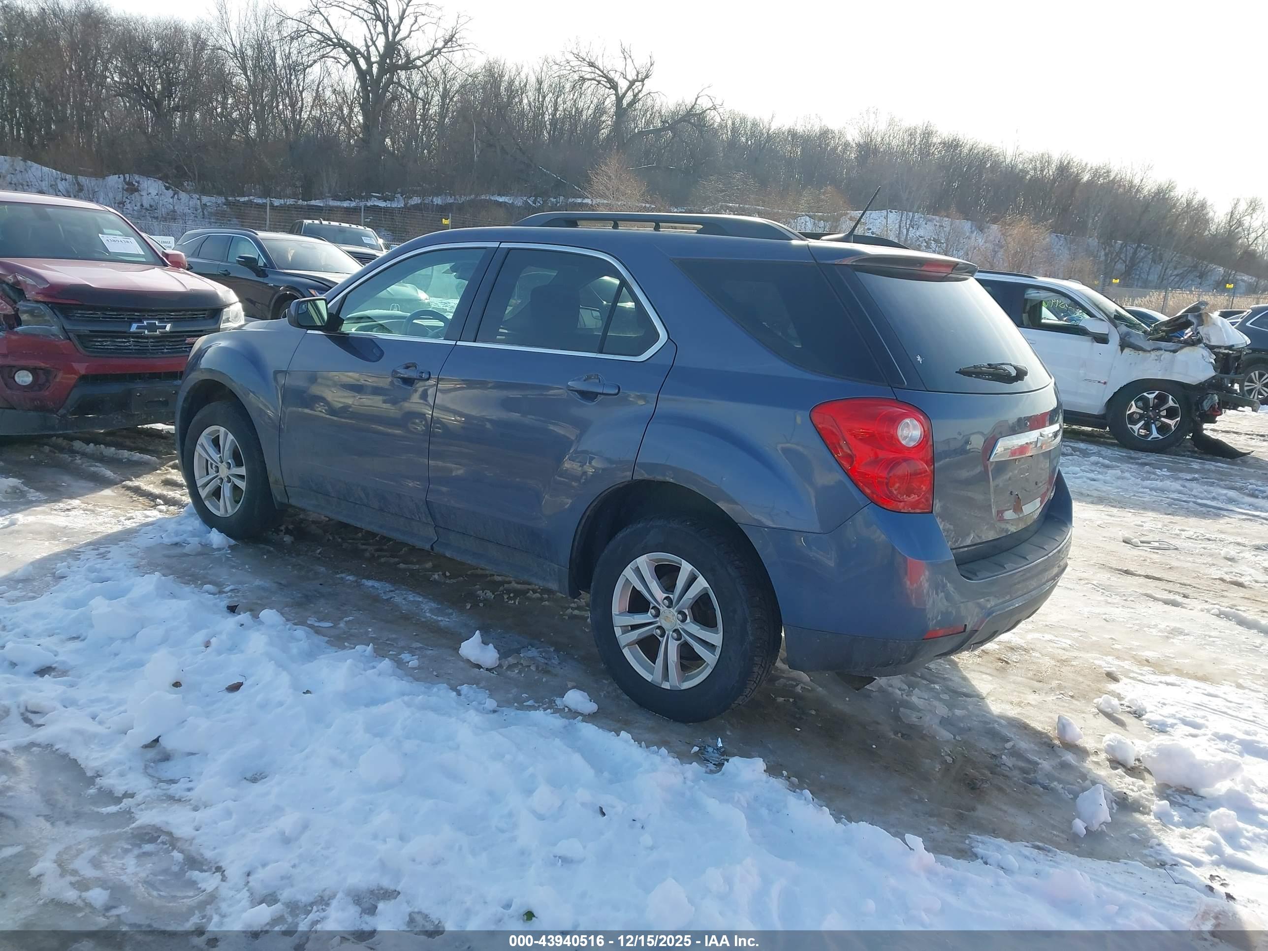 CHEVROLET EQUINOX image 3