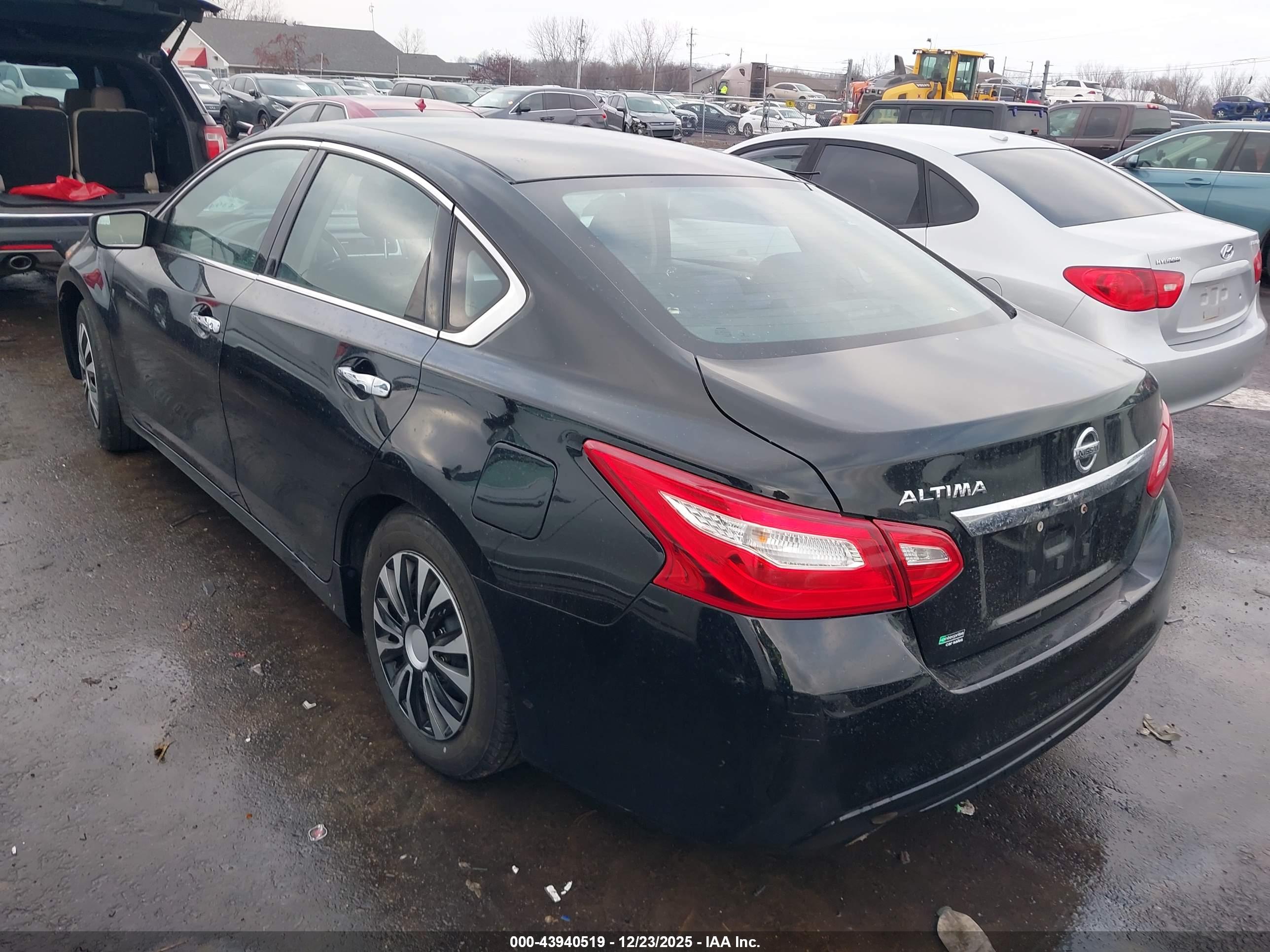 NISSAN ALTIMA image 3