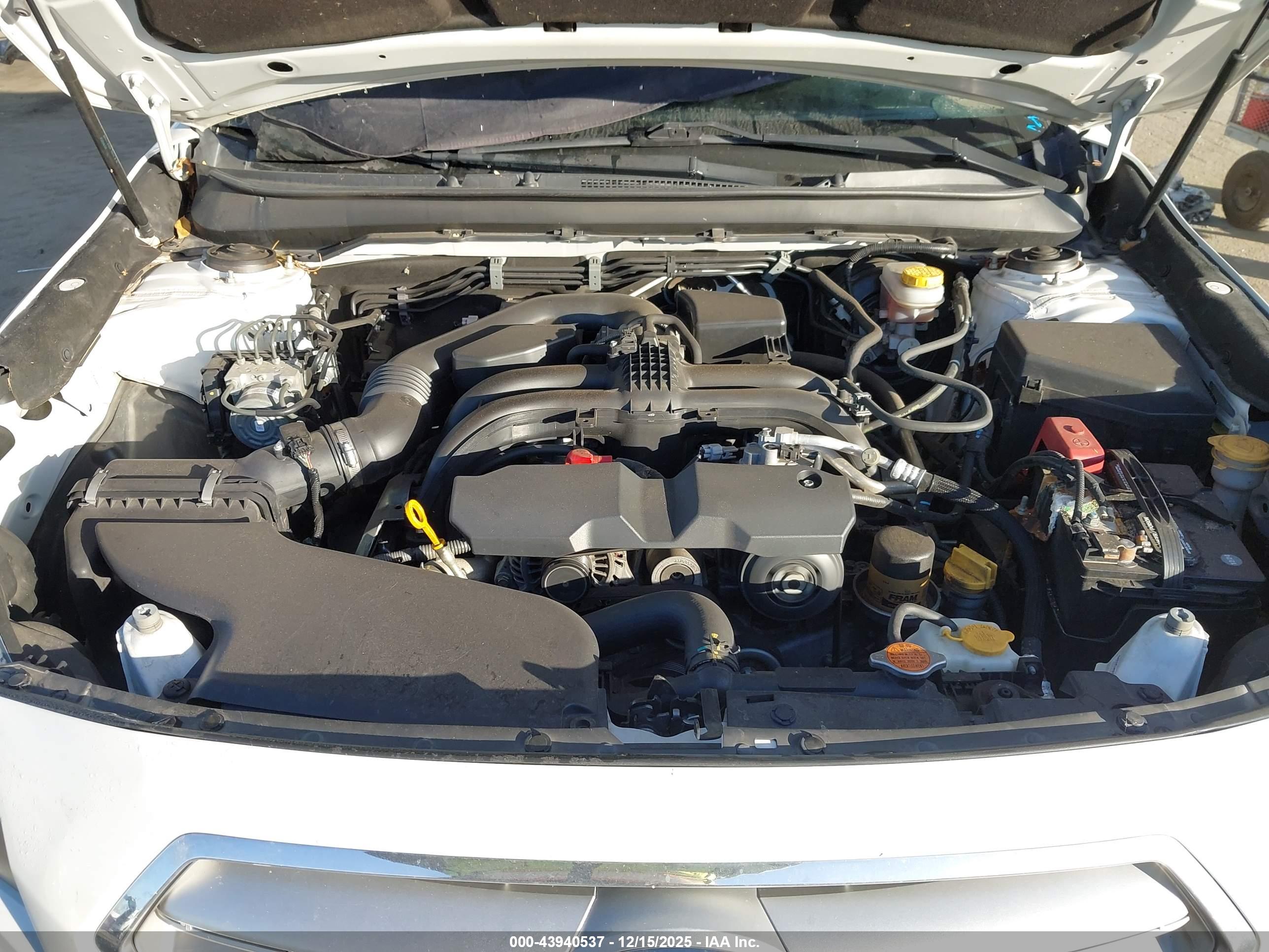 SUBARU LEGACY image 10