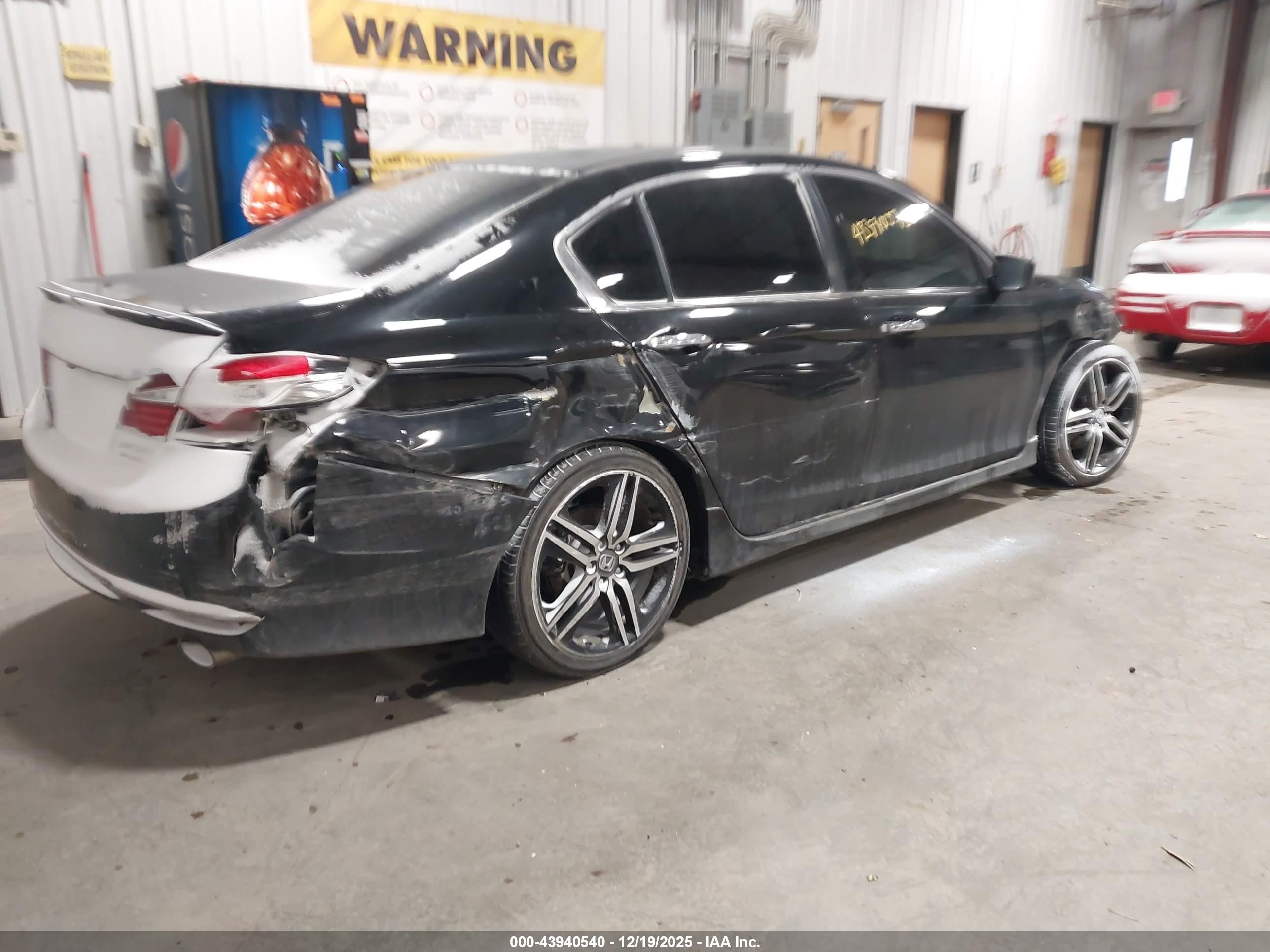 HONDA ACCORD image 4
