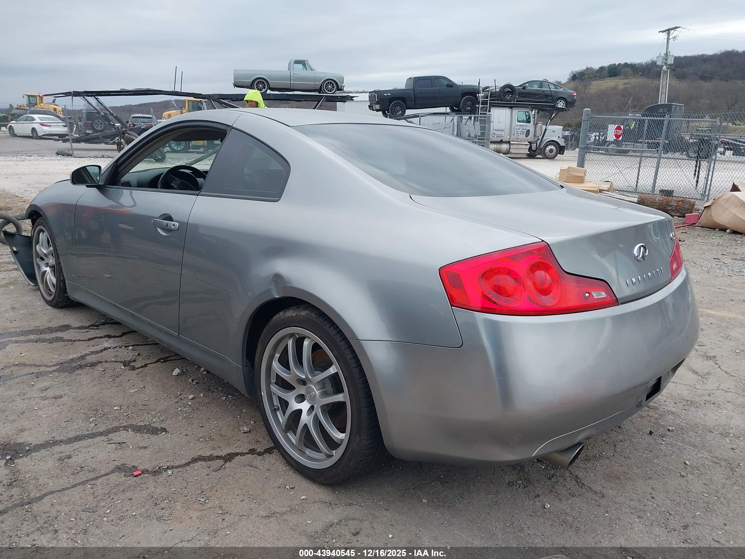 INFINITI G35 image 3