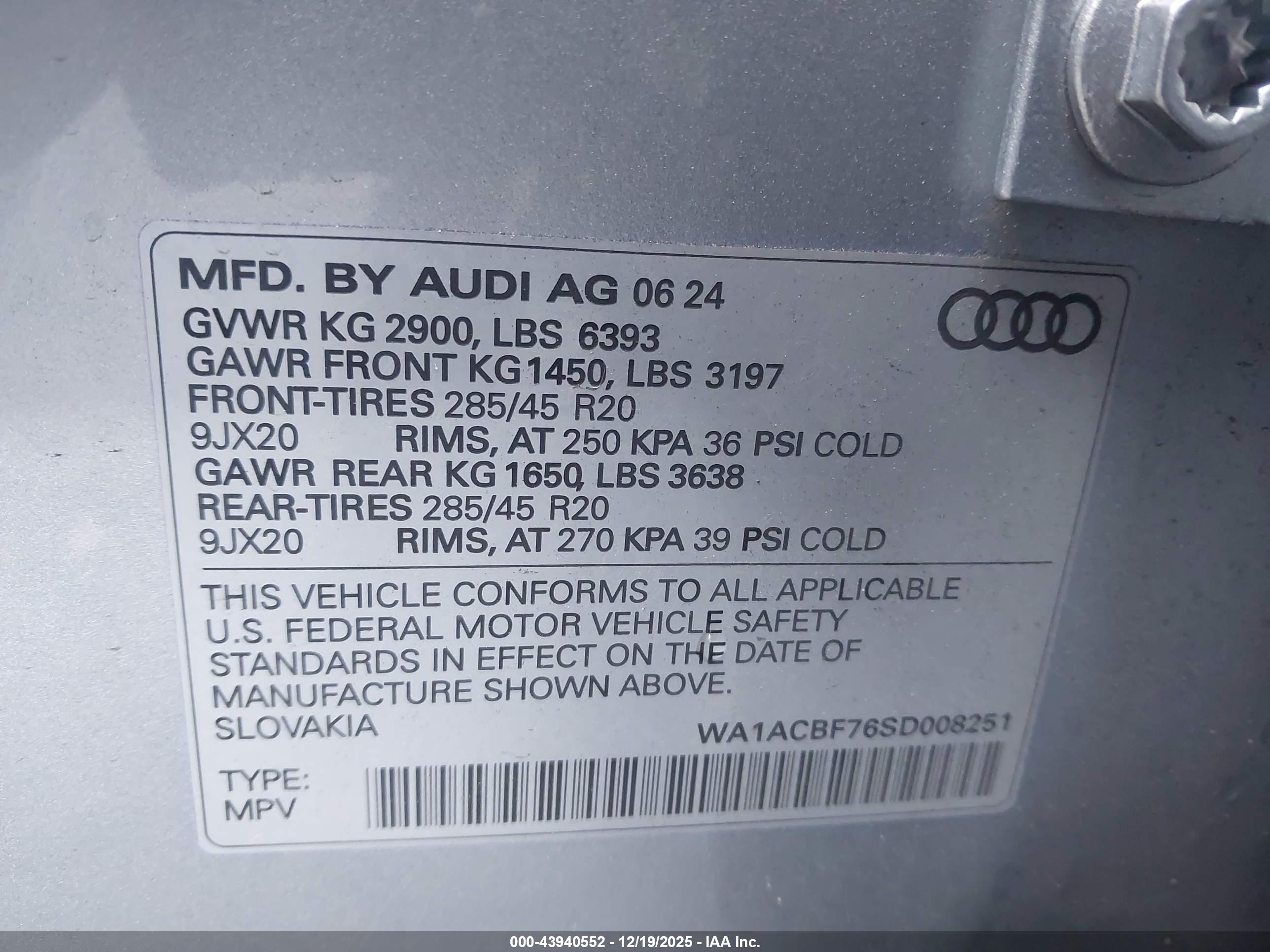 AUDI Q7 image 9