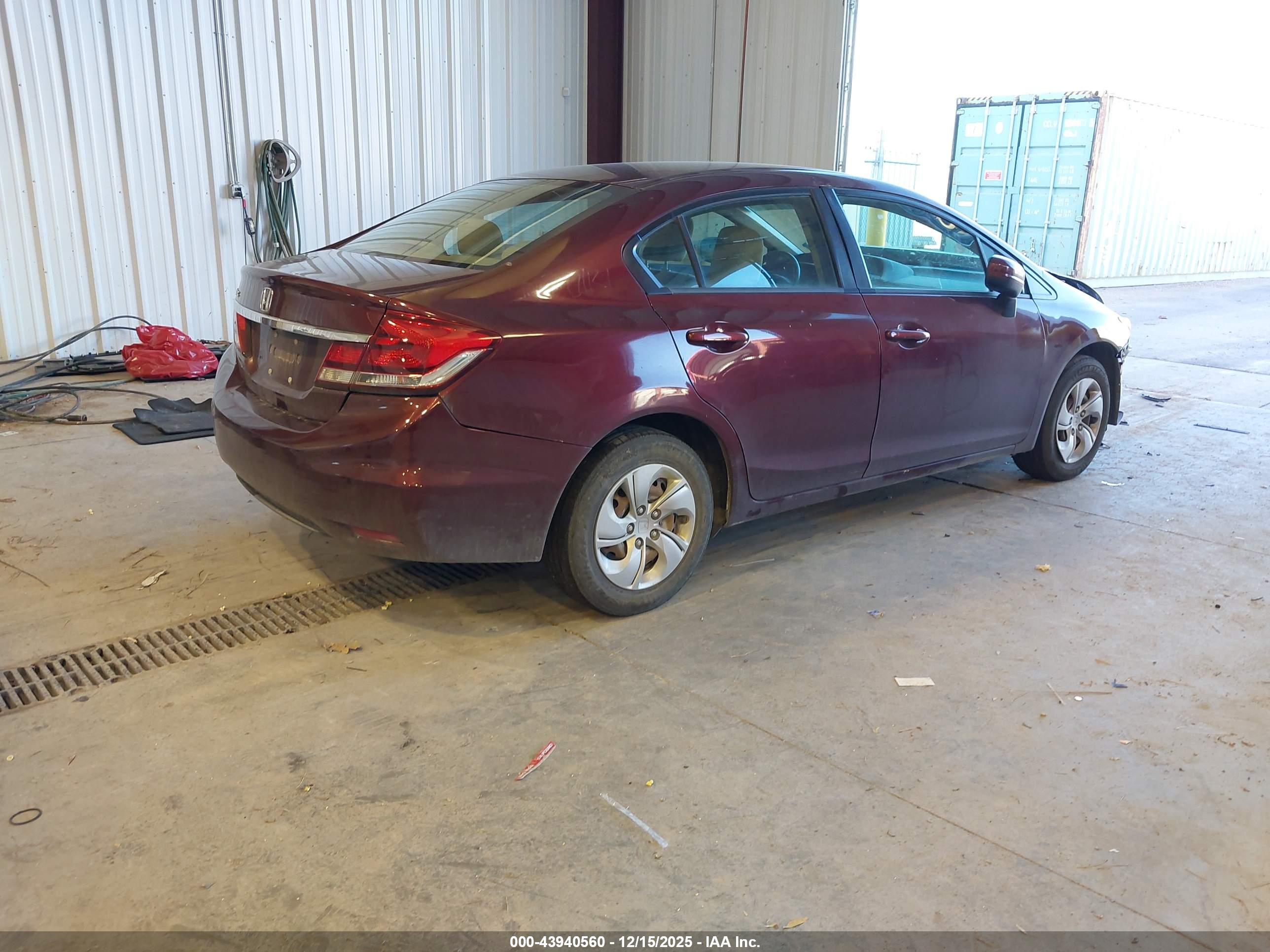 HONDA CIVIC image 4