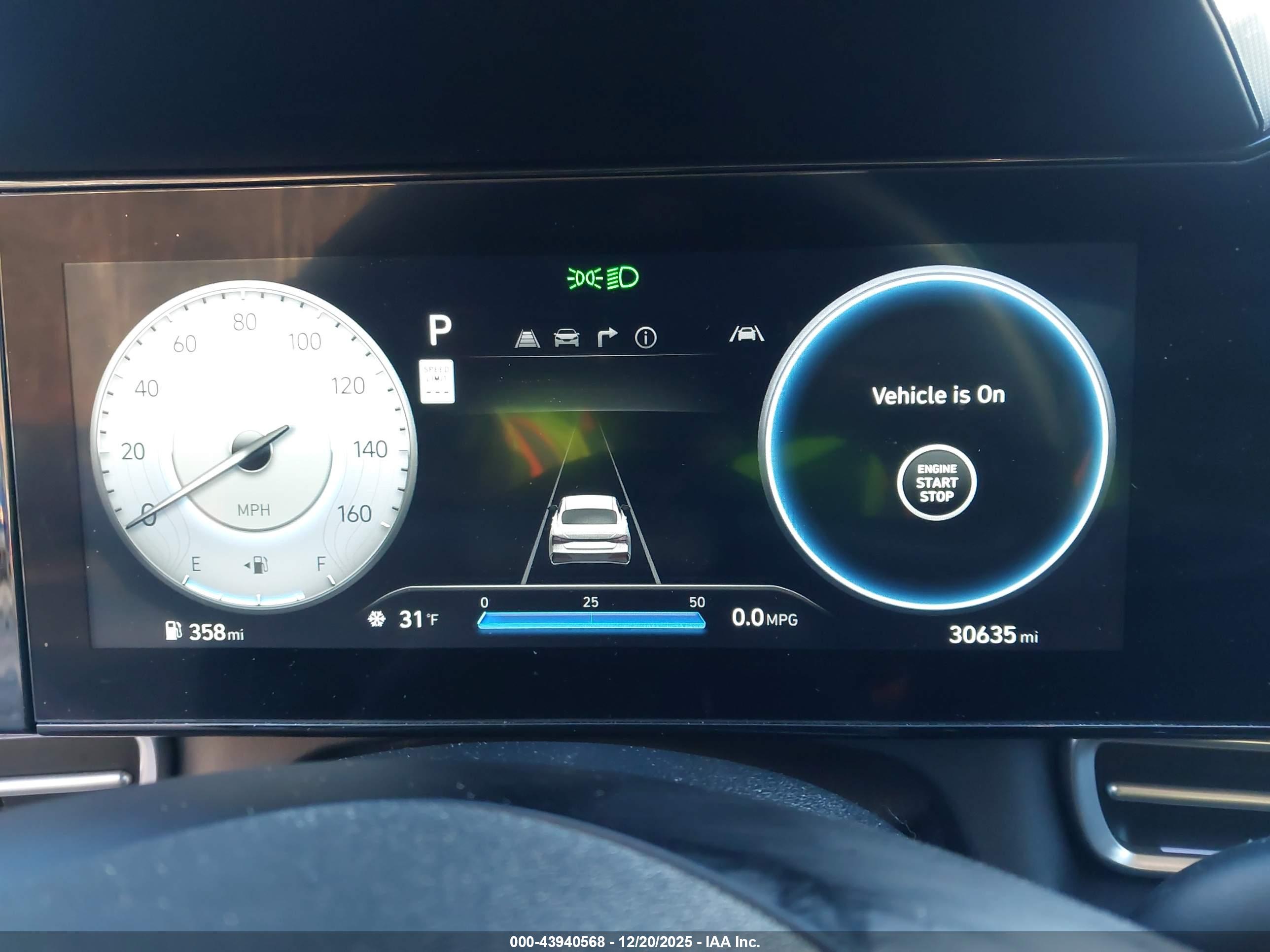 HYUNDAI ELANTRA image 7