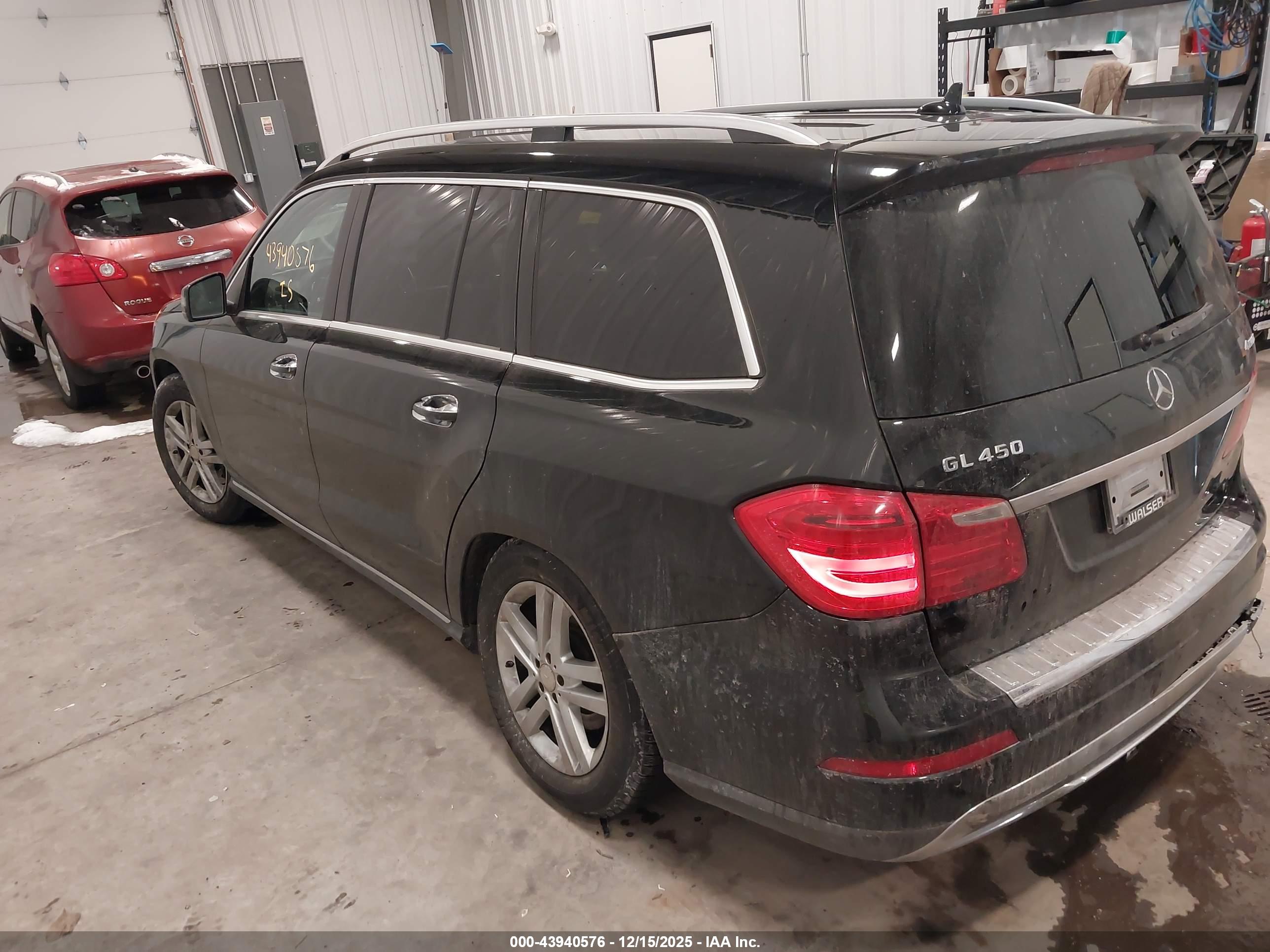 MERCEDES-BENZ GL image 3