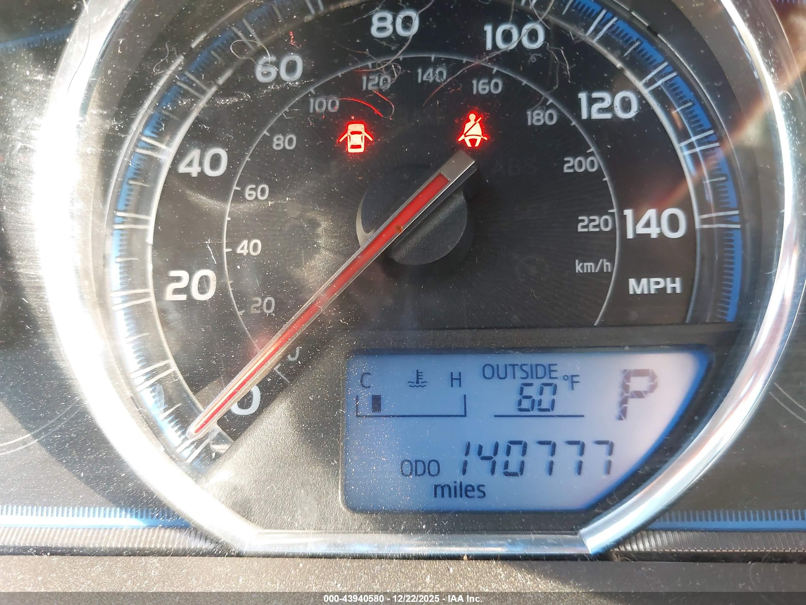 TOYOTA RAV4 image 7