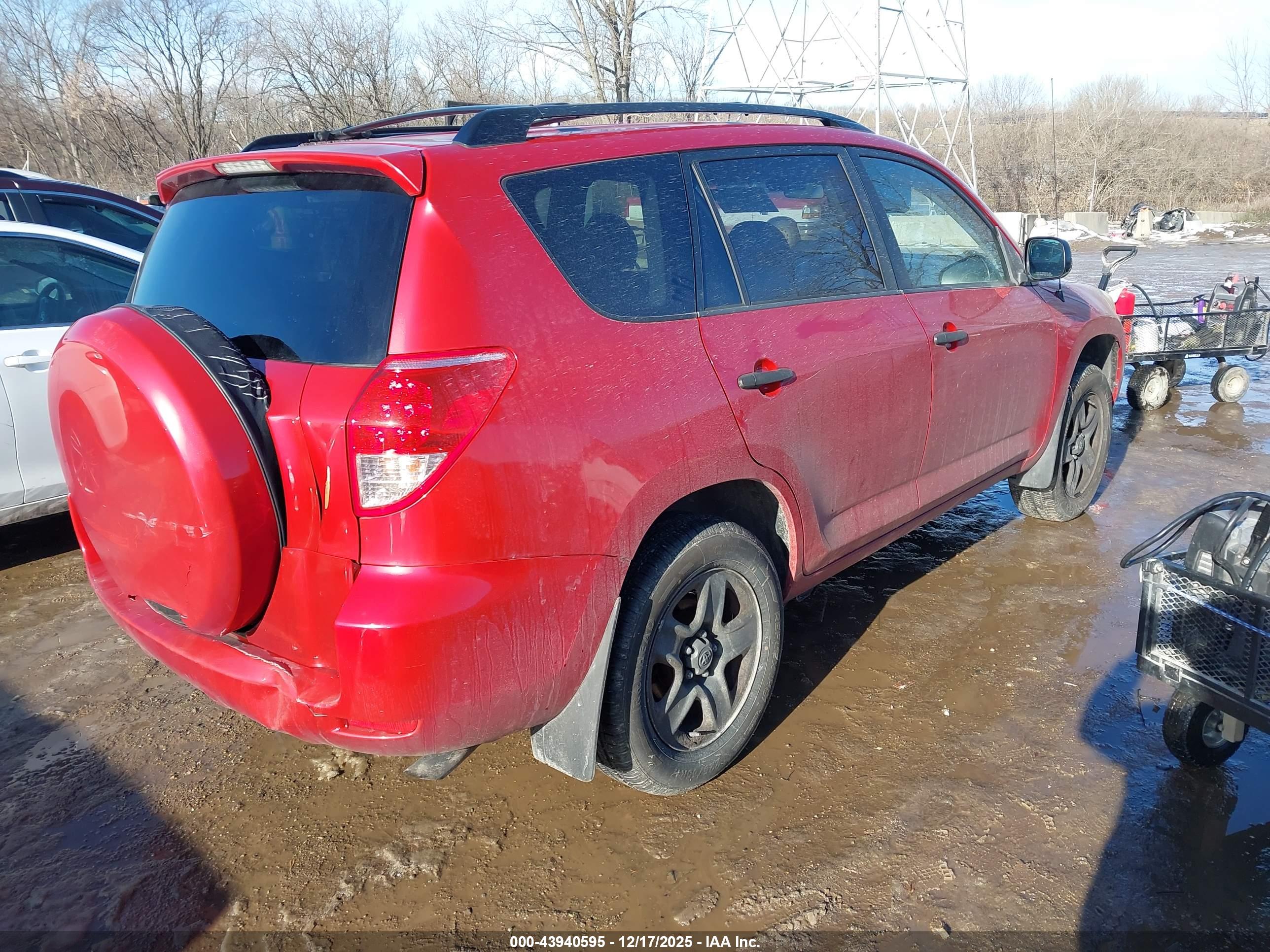 TOYOTA RAV4 image 4