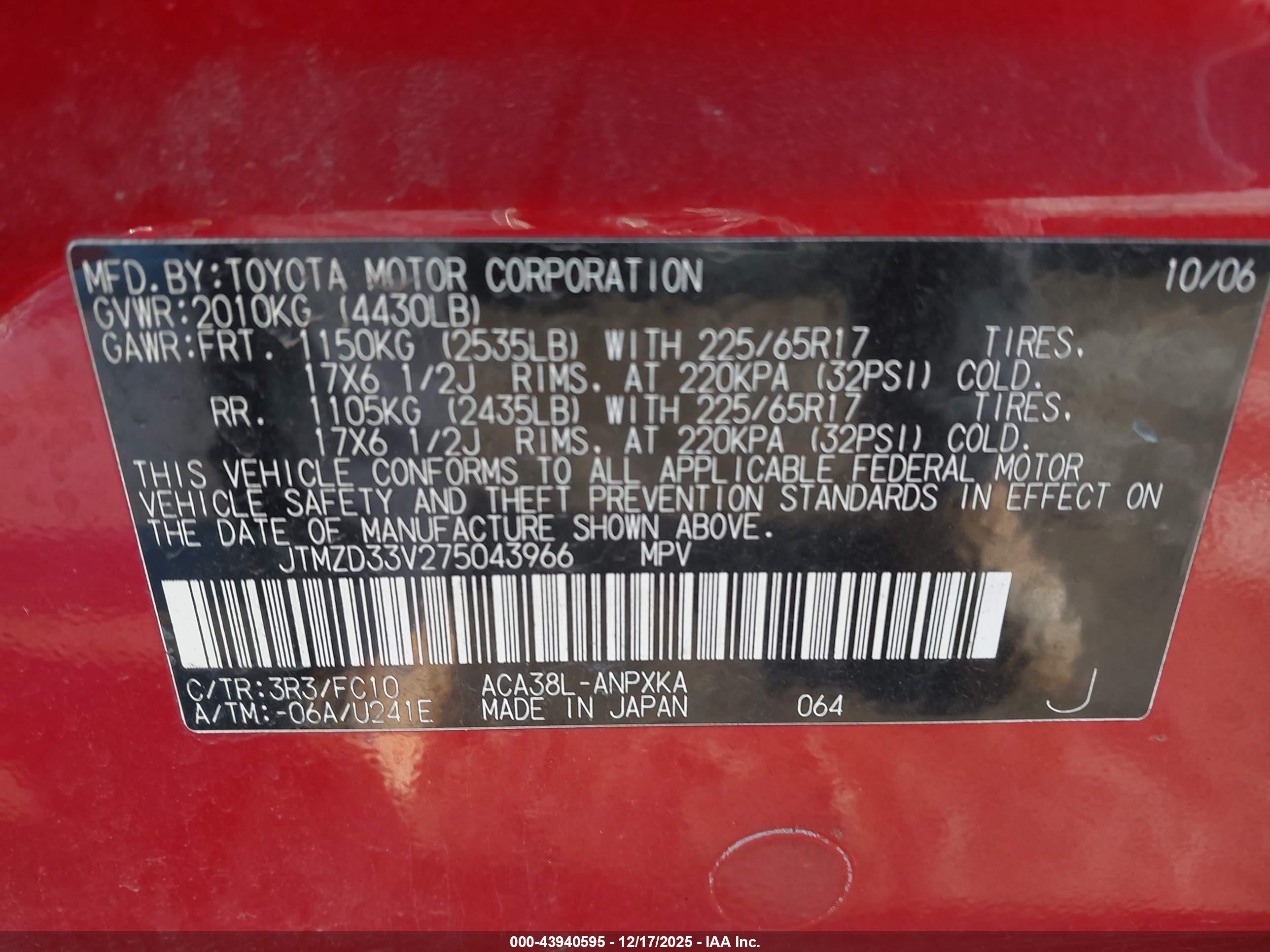 TOYOTA RAV4 image 9
