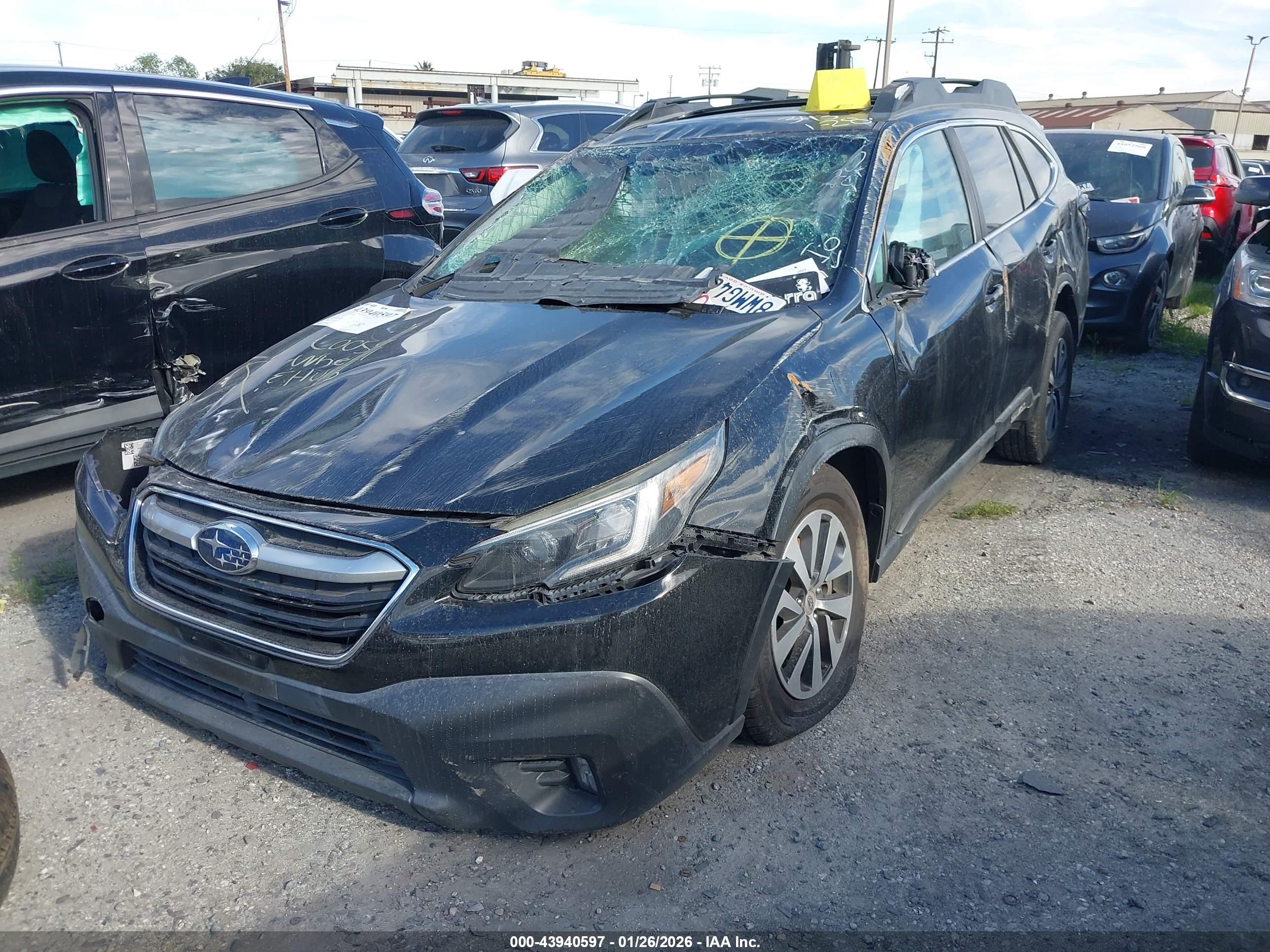 SUBARU OUTBACK image 2