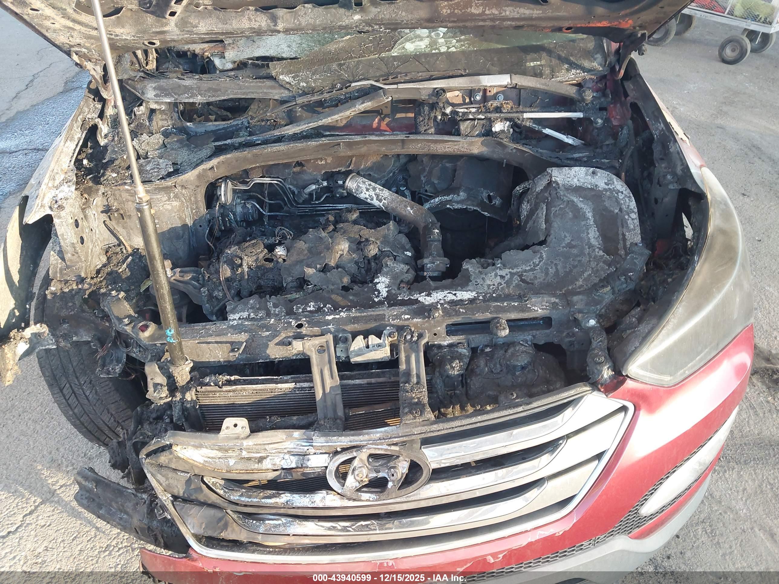 HYUNDAI SANTA image 10