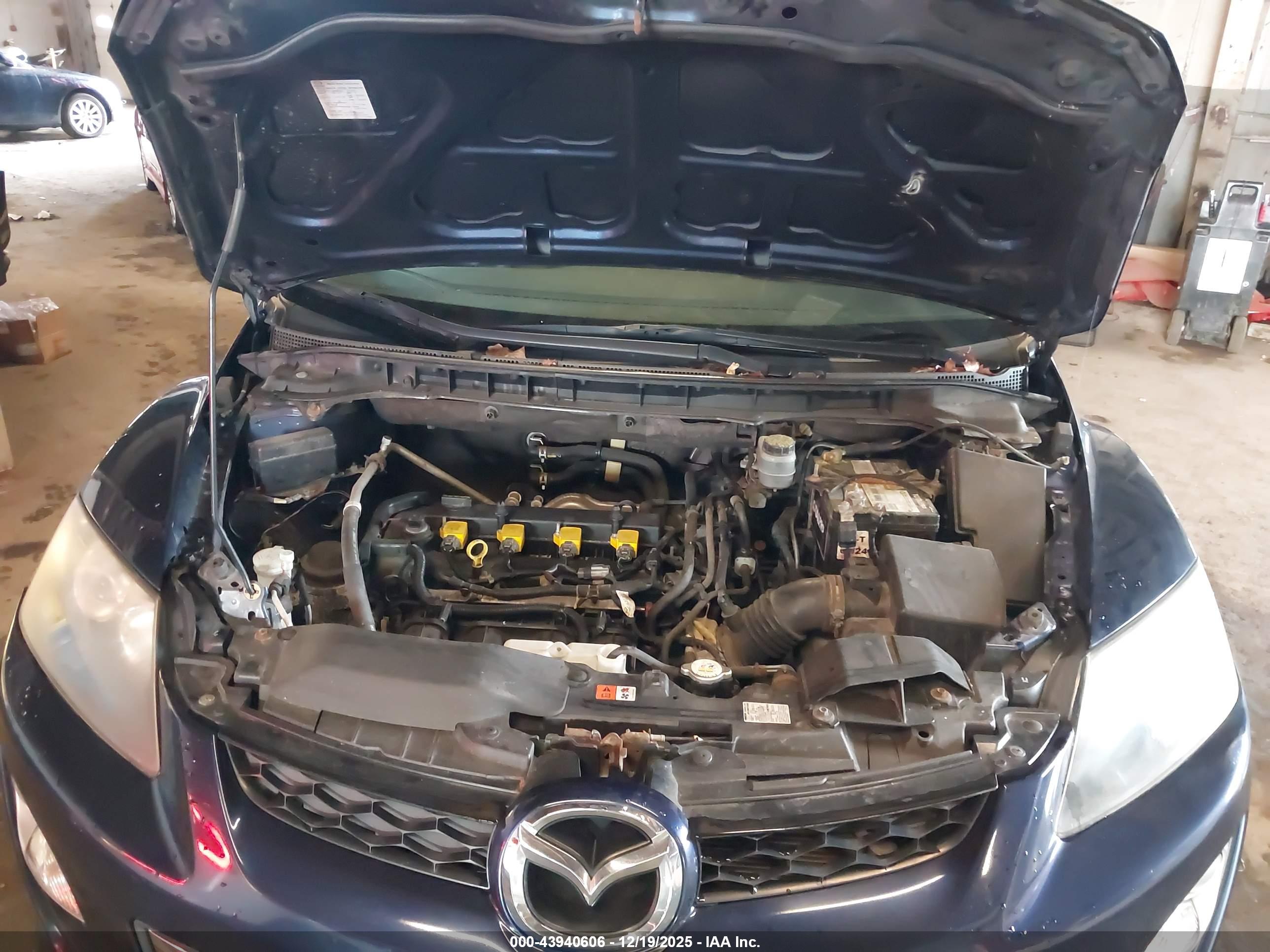 MAZDA CX-7 image 10