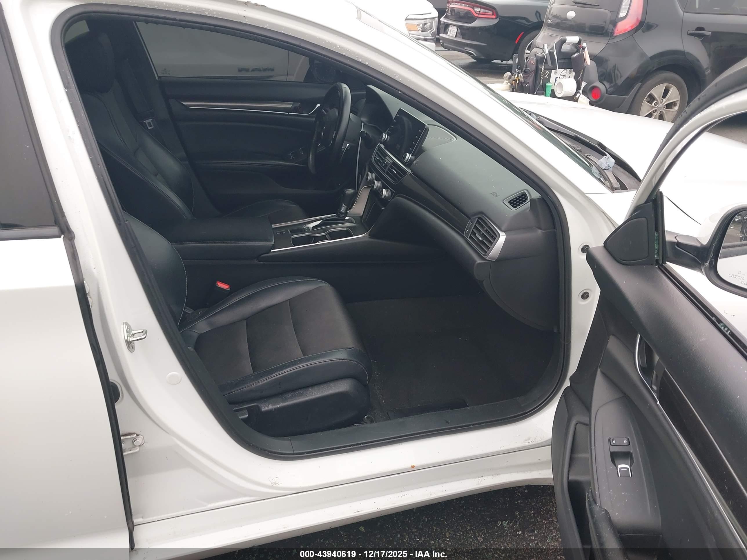 HONDA ACCORD image 5