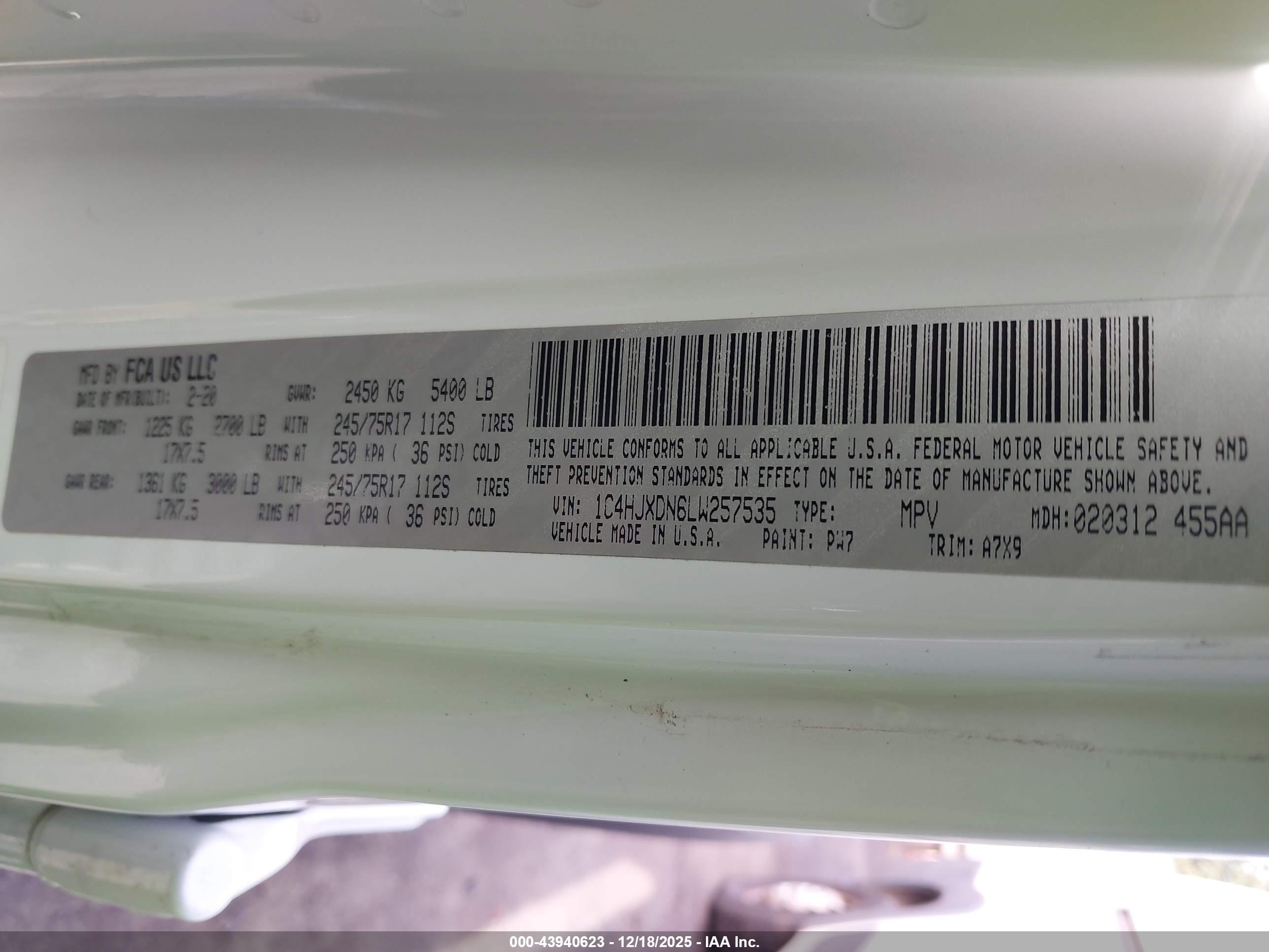 JEEP WRANGLER image 9
