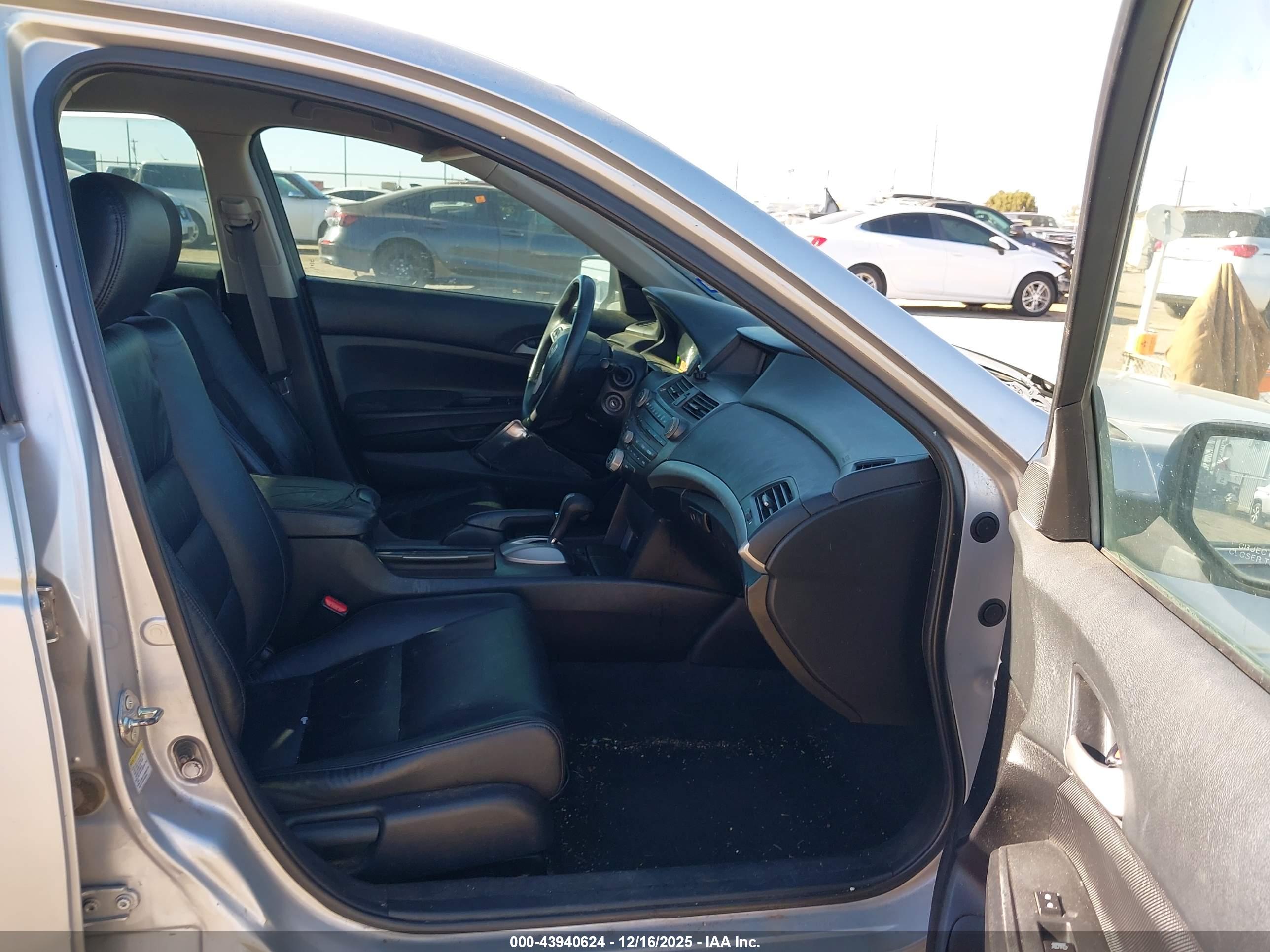 HONDA ACCORD image 5