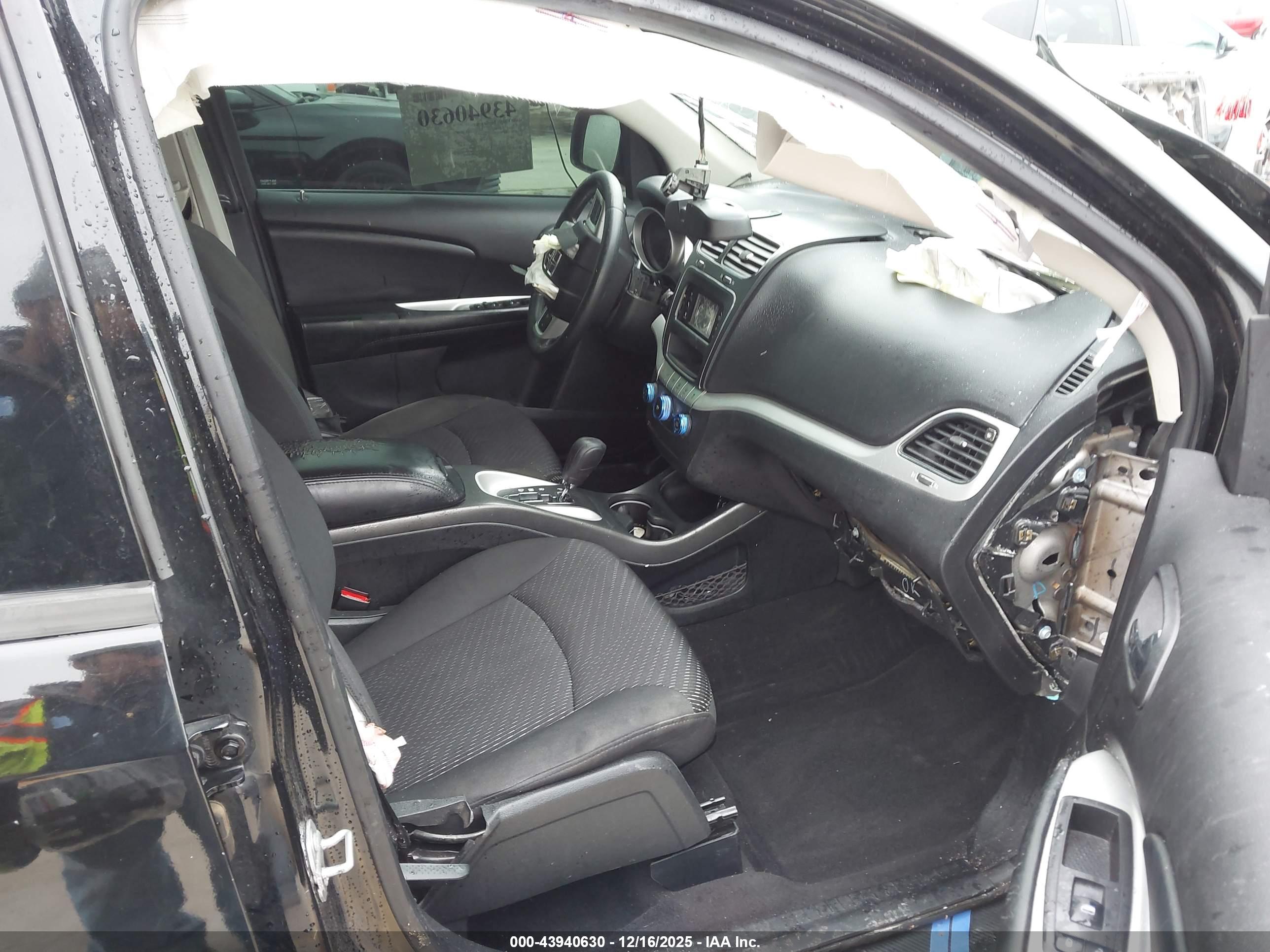 DODGE JOURNEY image 5