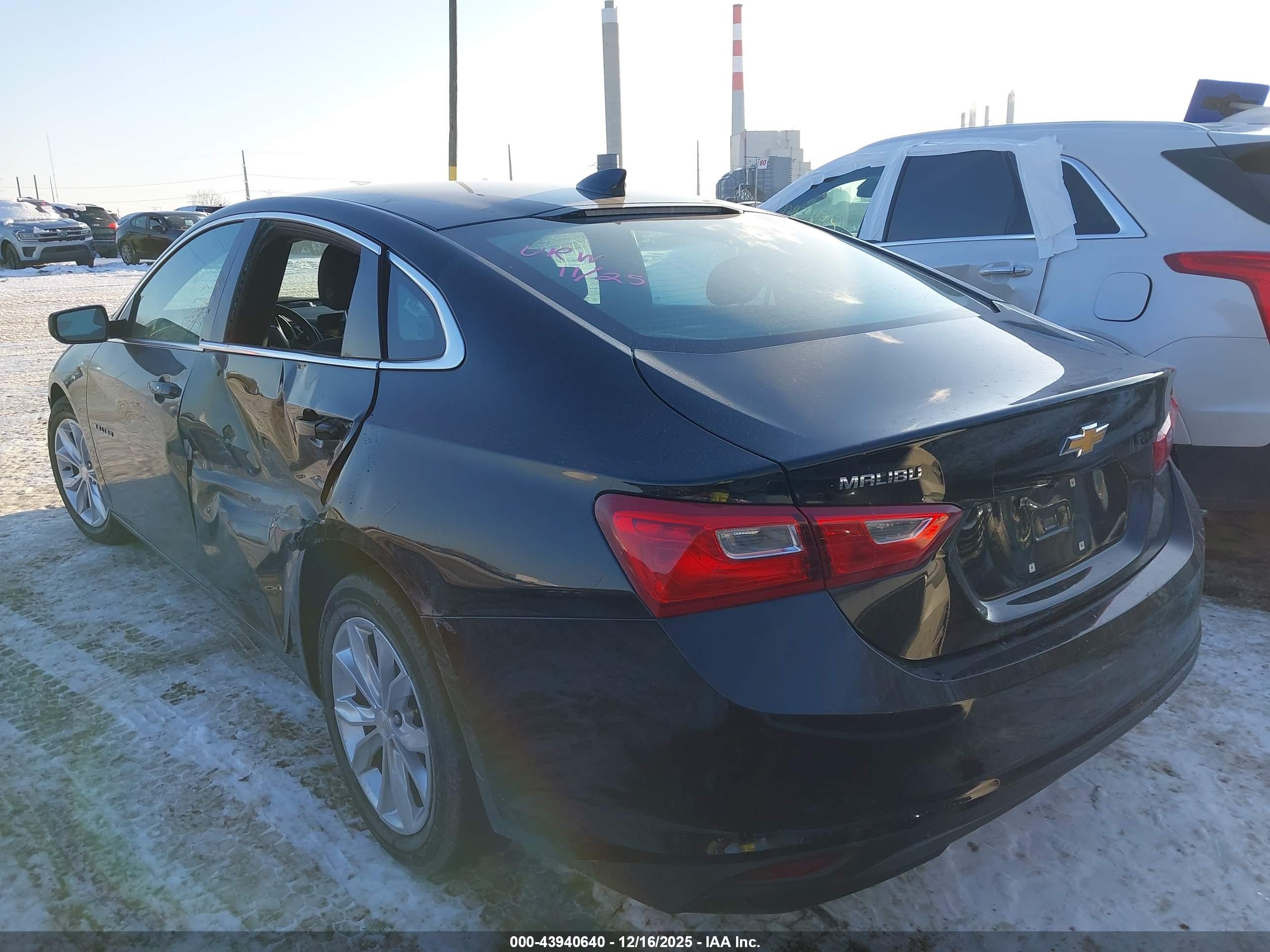 CHEVROLET MALIBU image 3