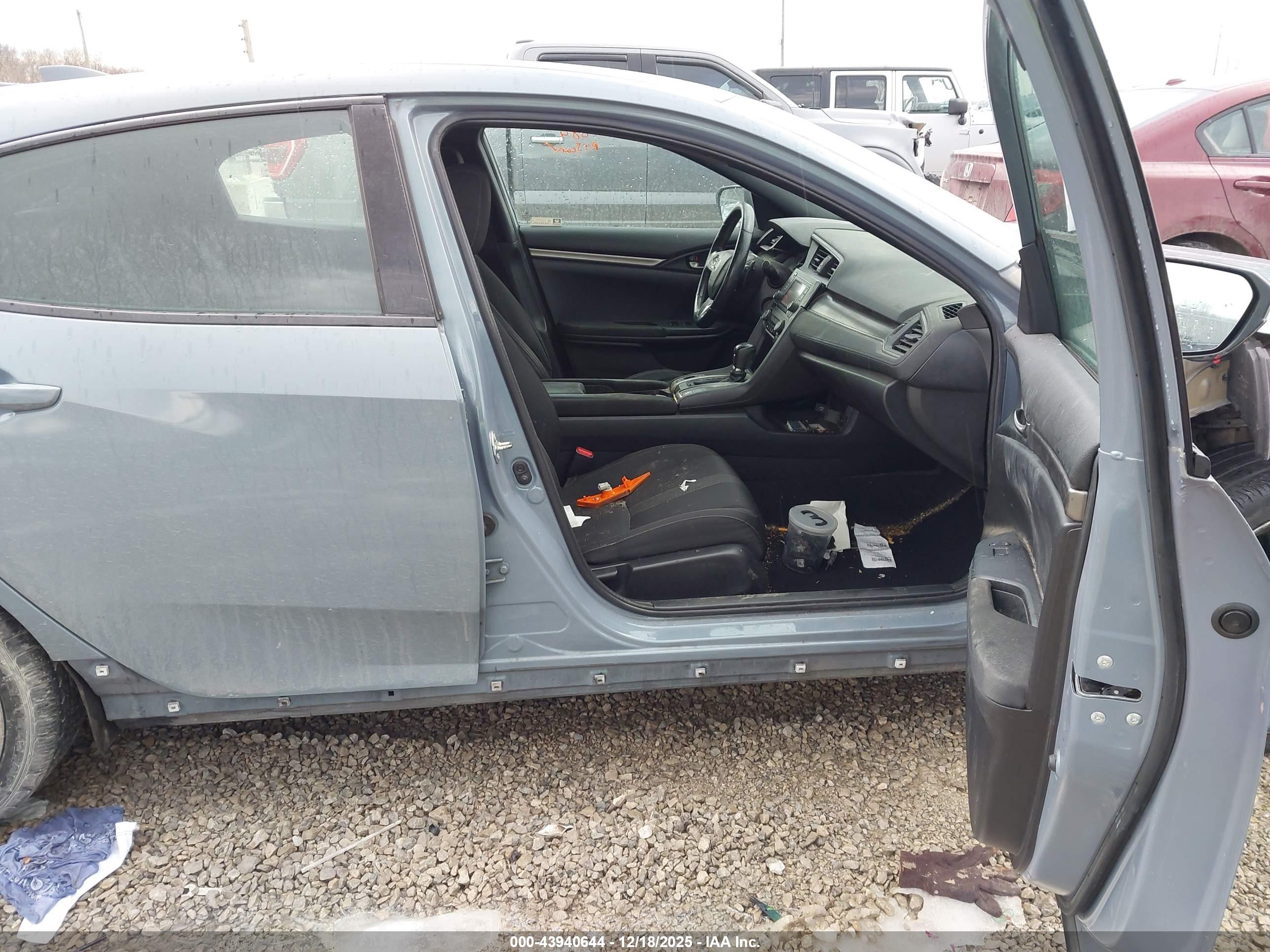 HONDA CIVIC image 5