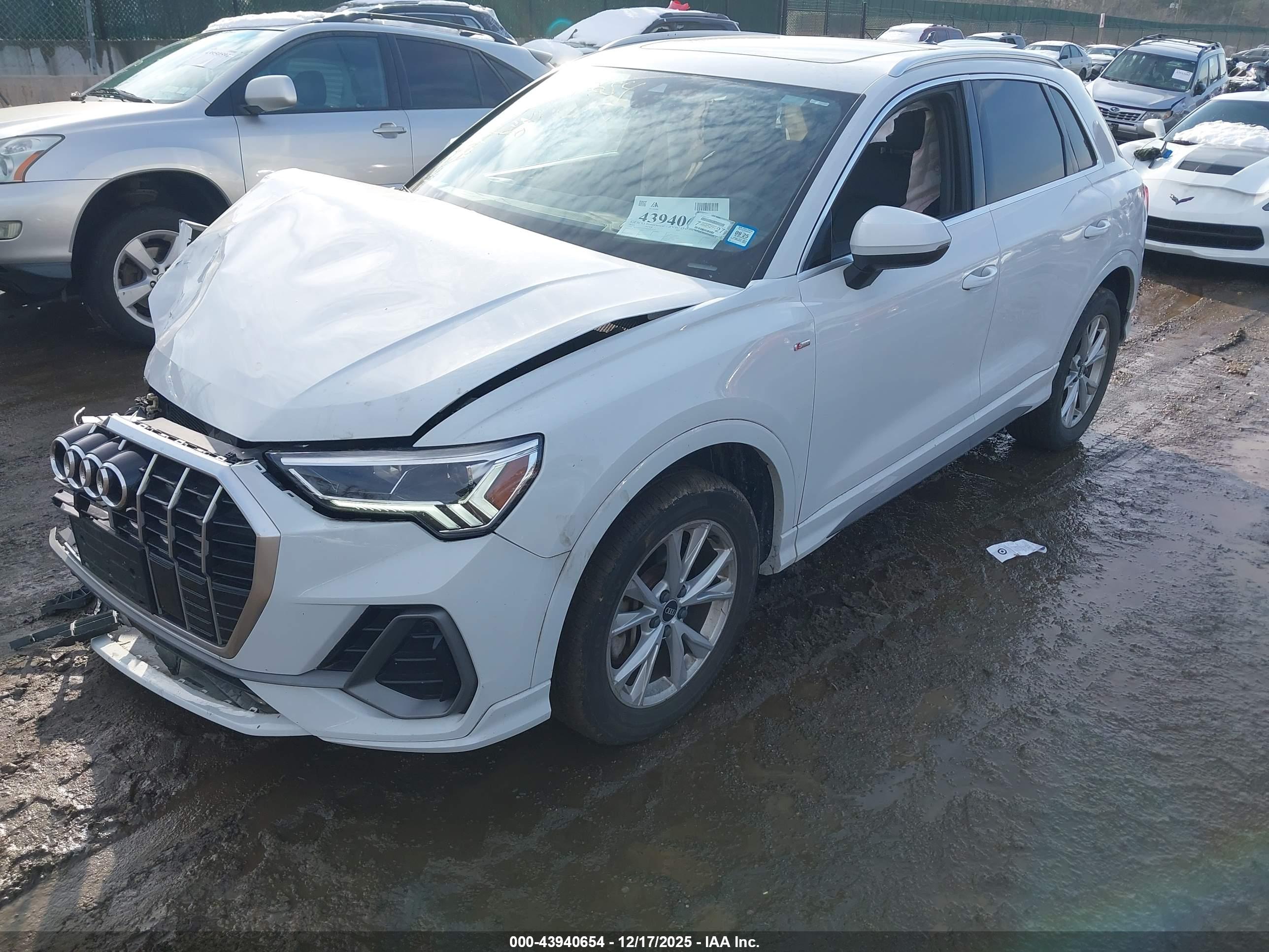 AUDI Q3 image 2