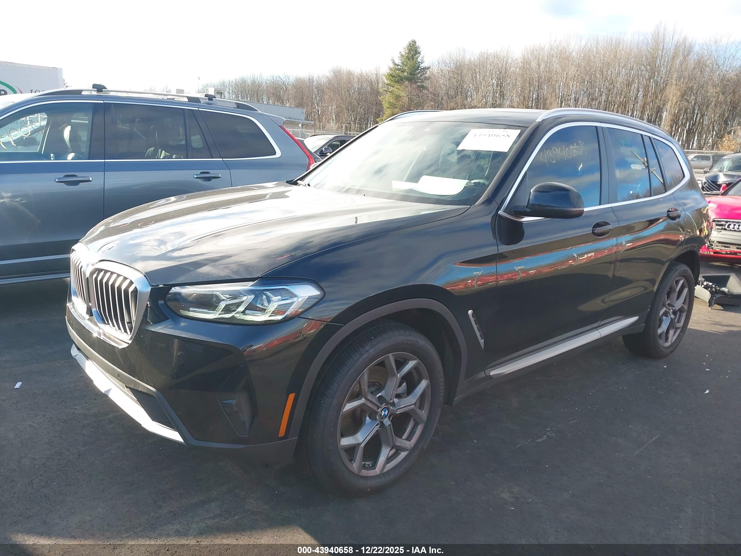 BMW X3 image 2