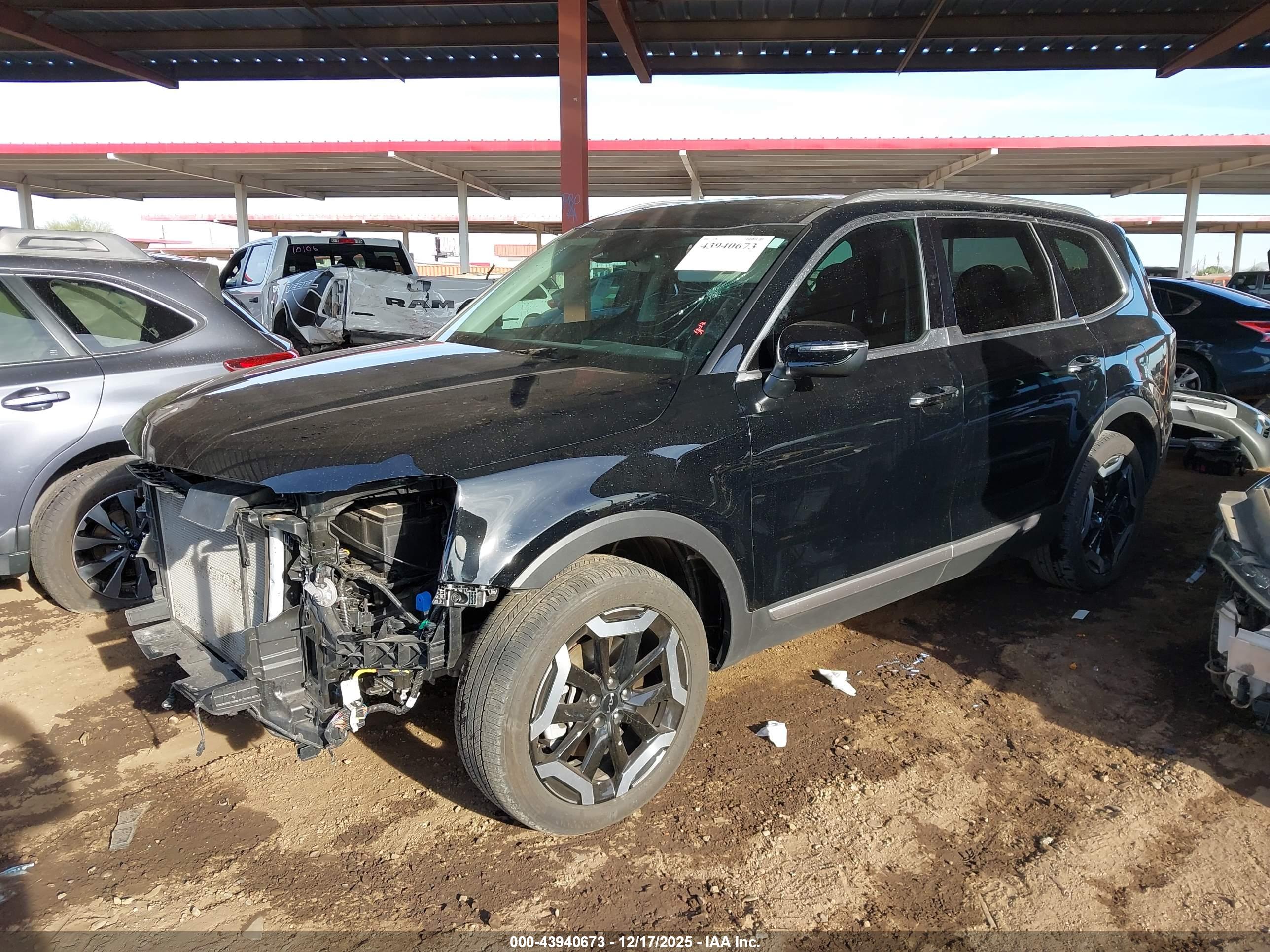 KIA TELLURIDE image 2