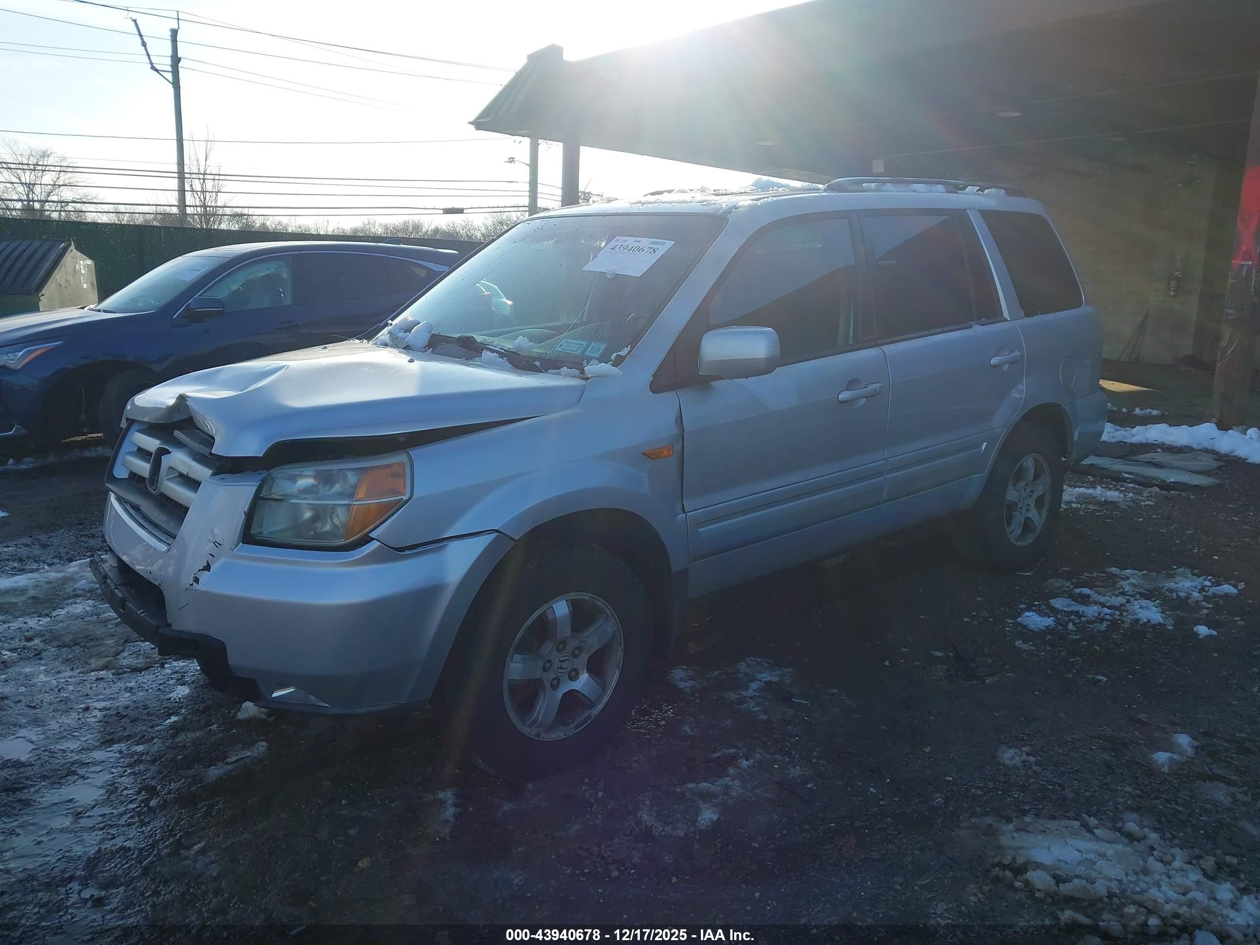 HONDA PILOT image 2
