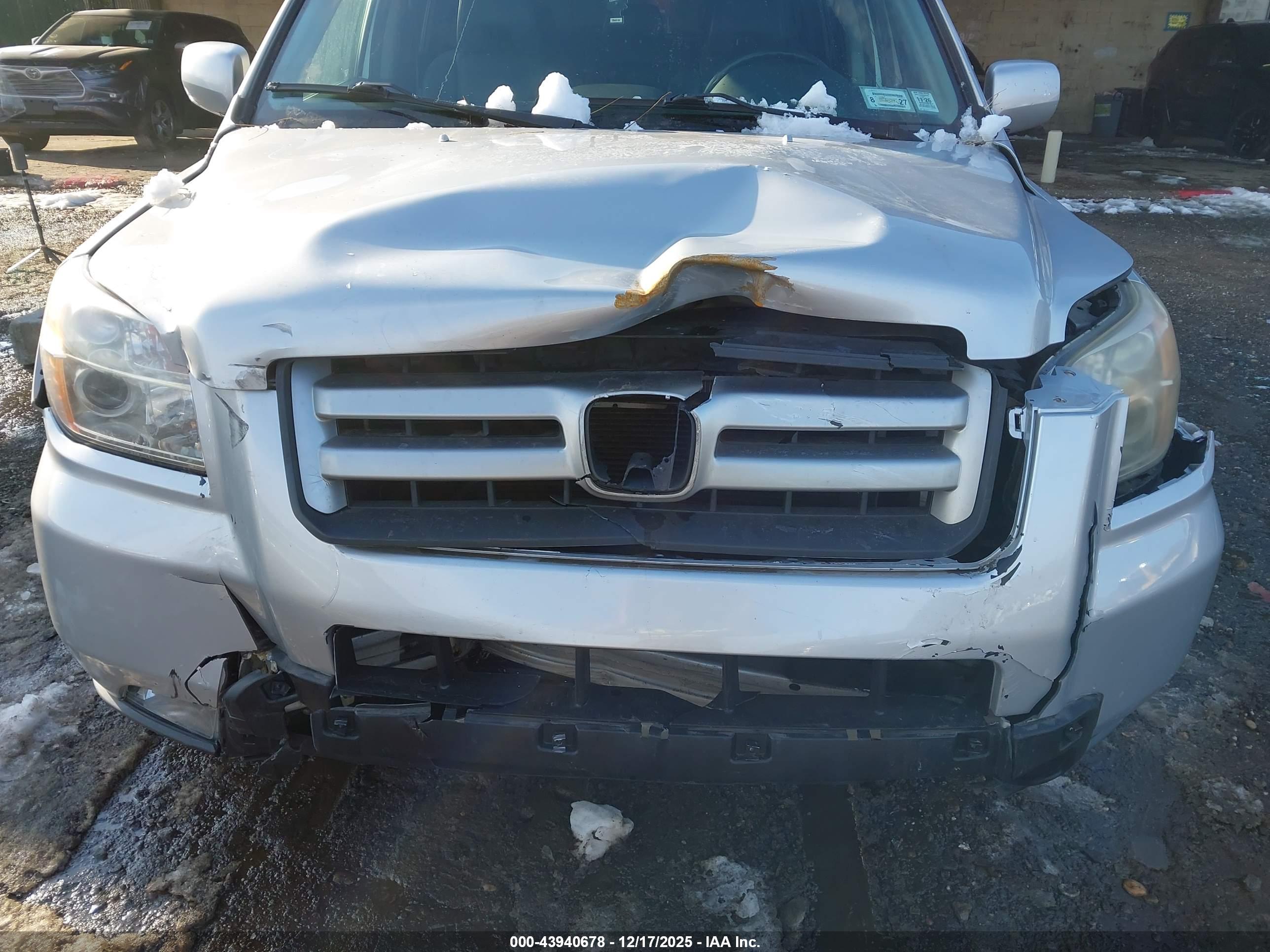 HONDA PILOT image 6