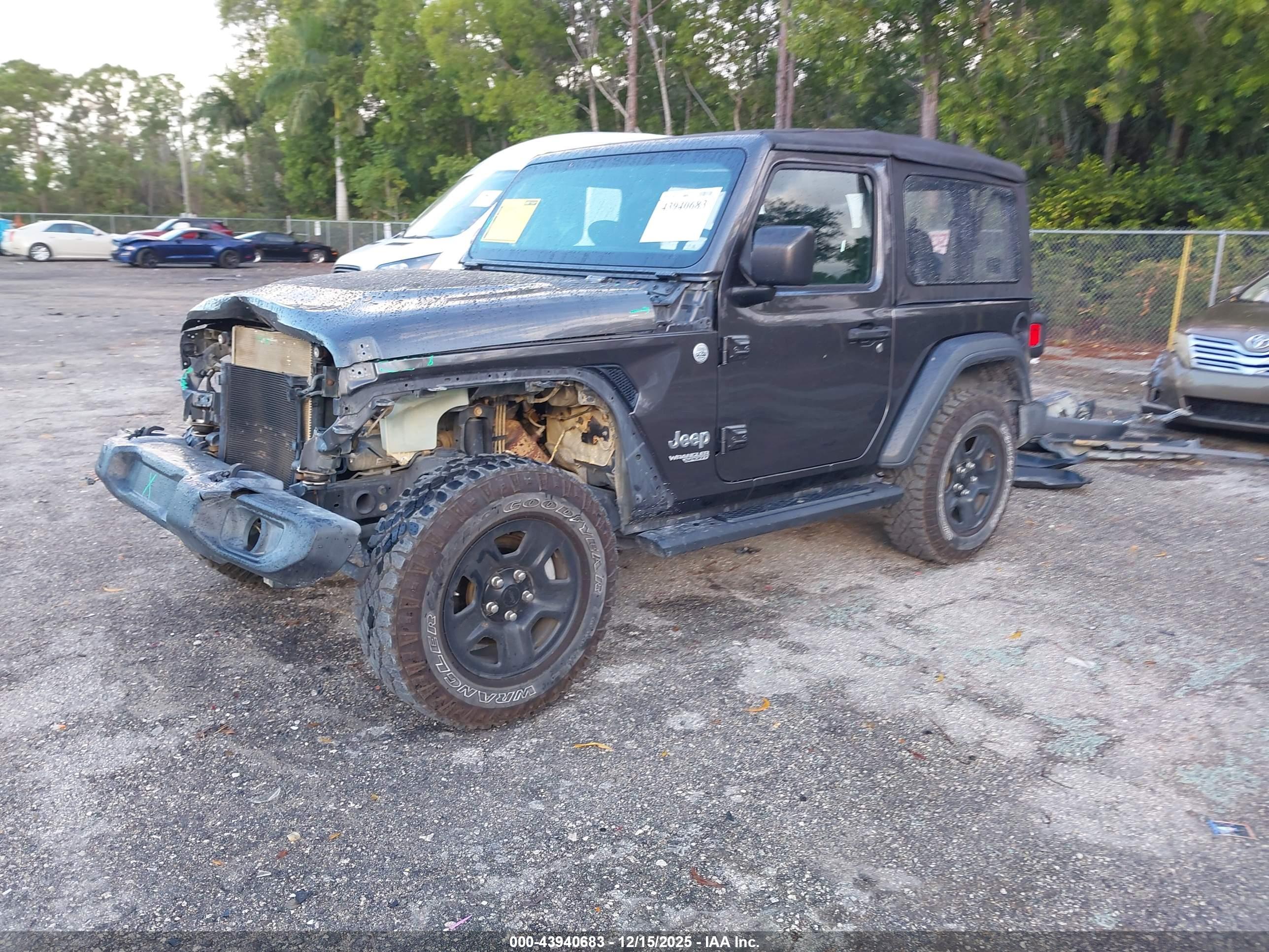 JEEP WRANGLER image 2