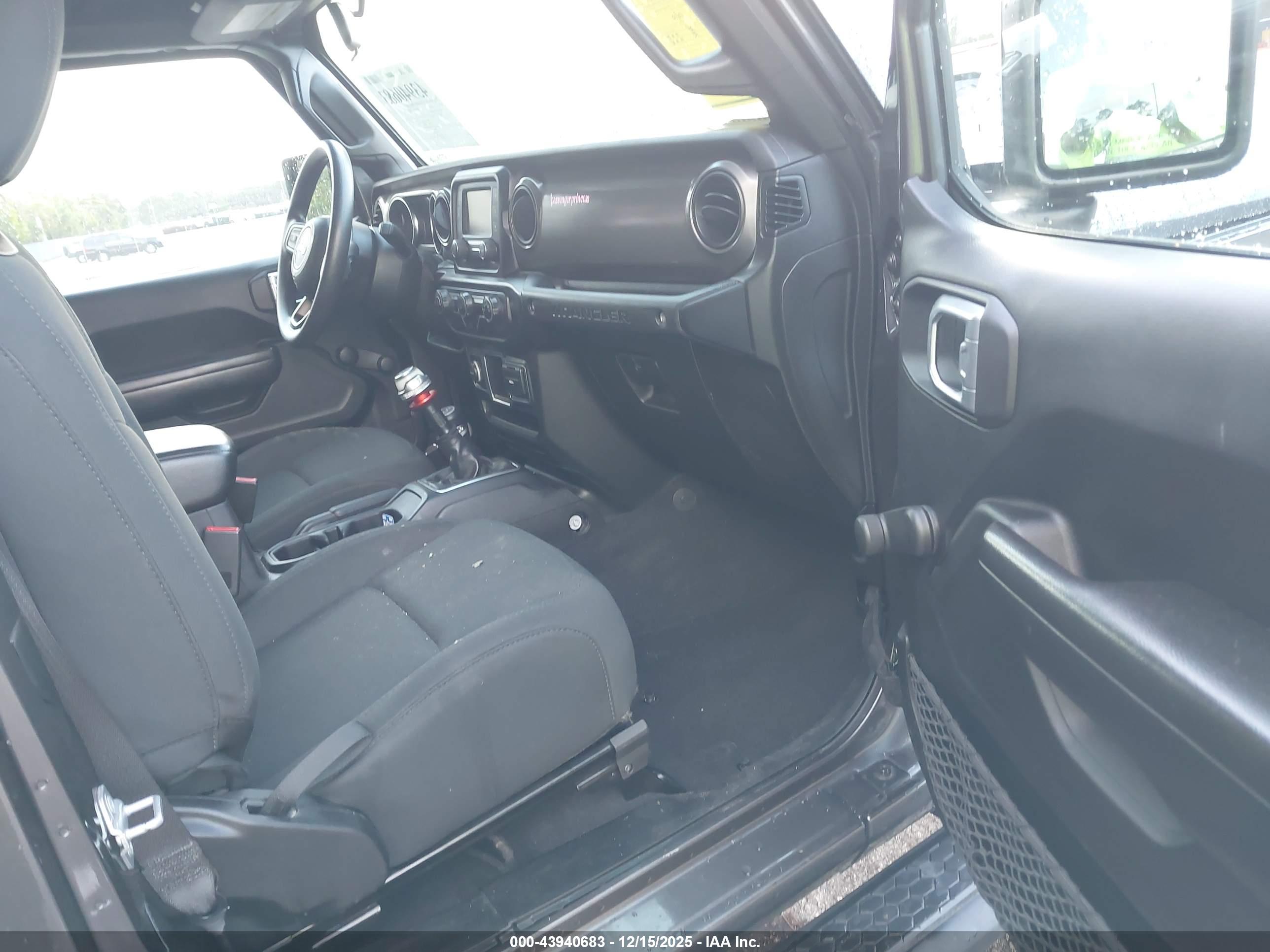 JEEP WRANGLER image 5