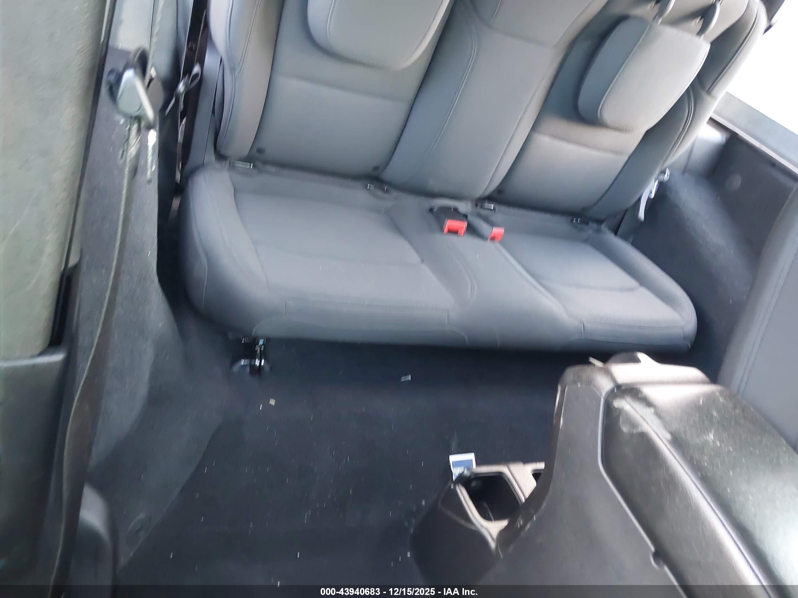 JEEP WRANGLER image 8