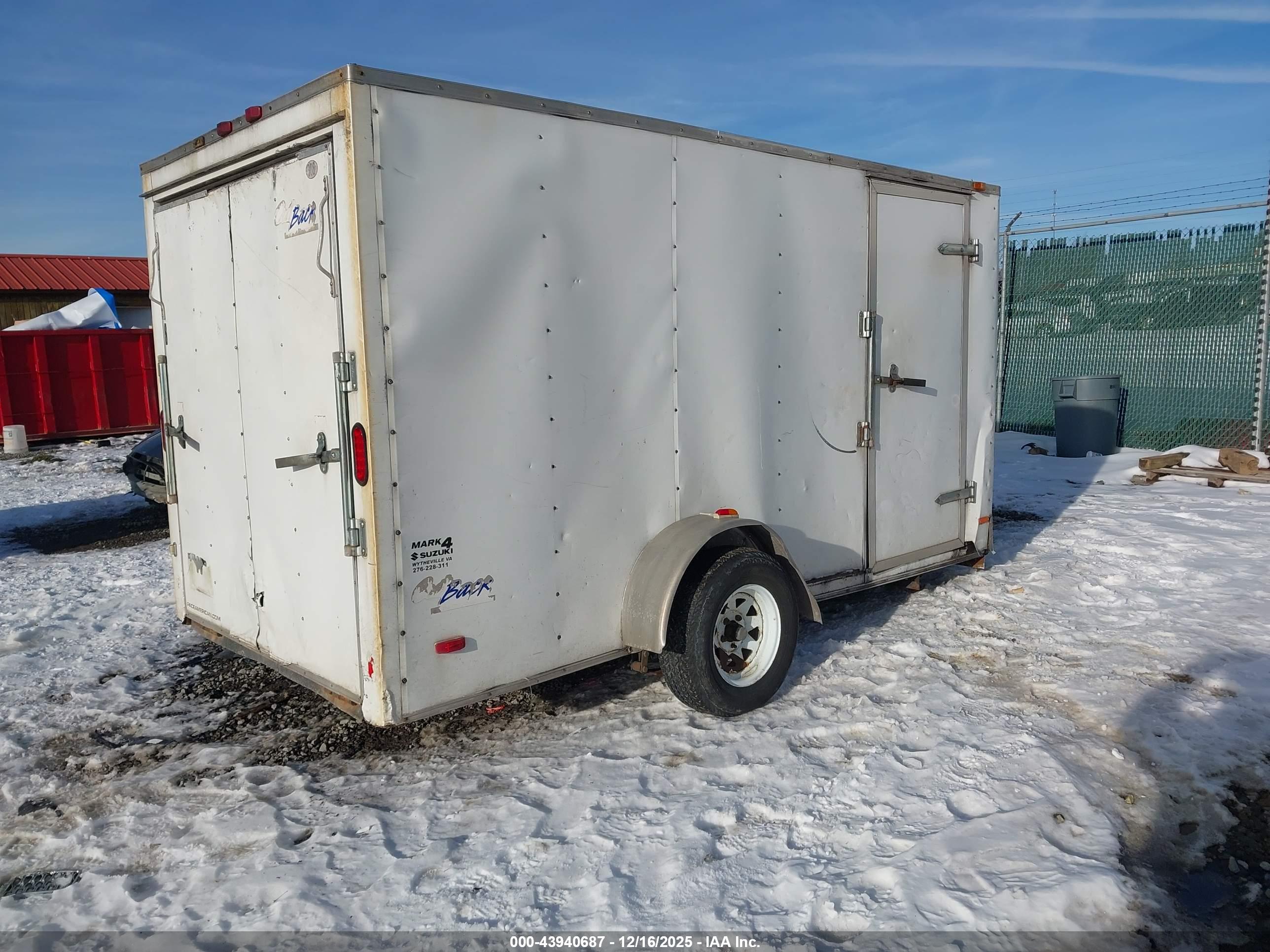 CARGO TRAILER image 4