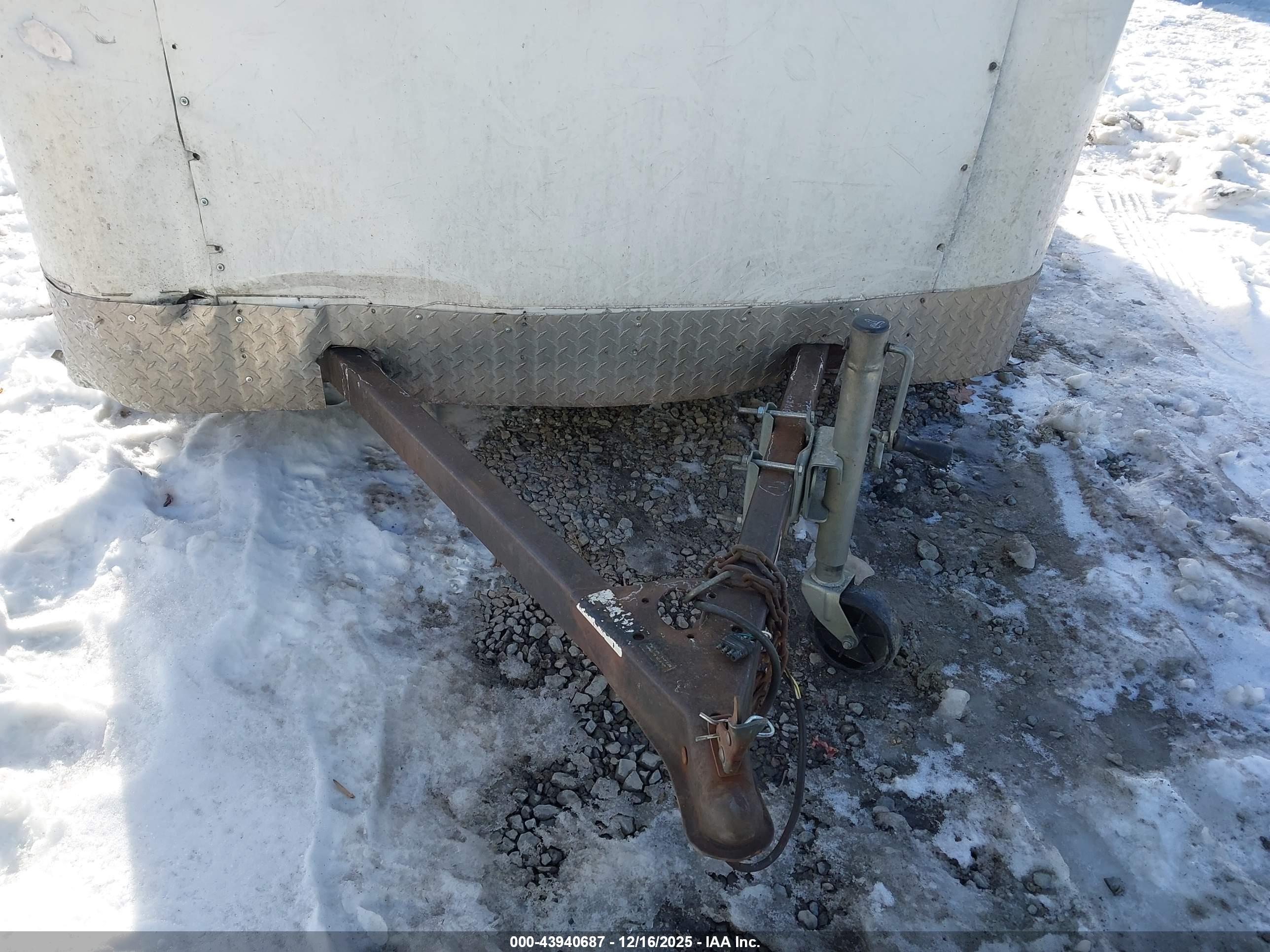 CARGO TRAILER image 7