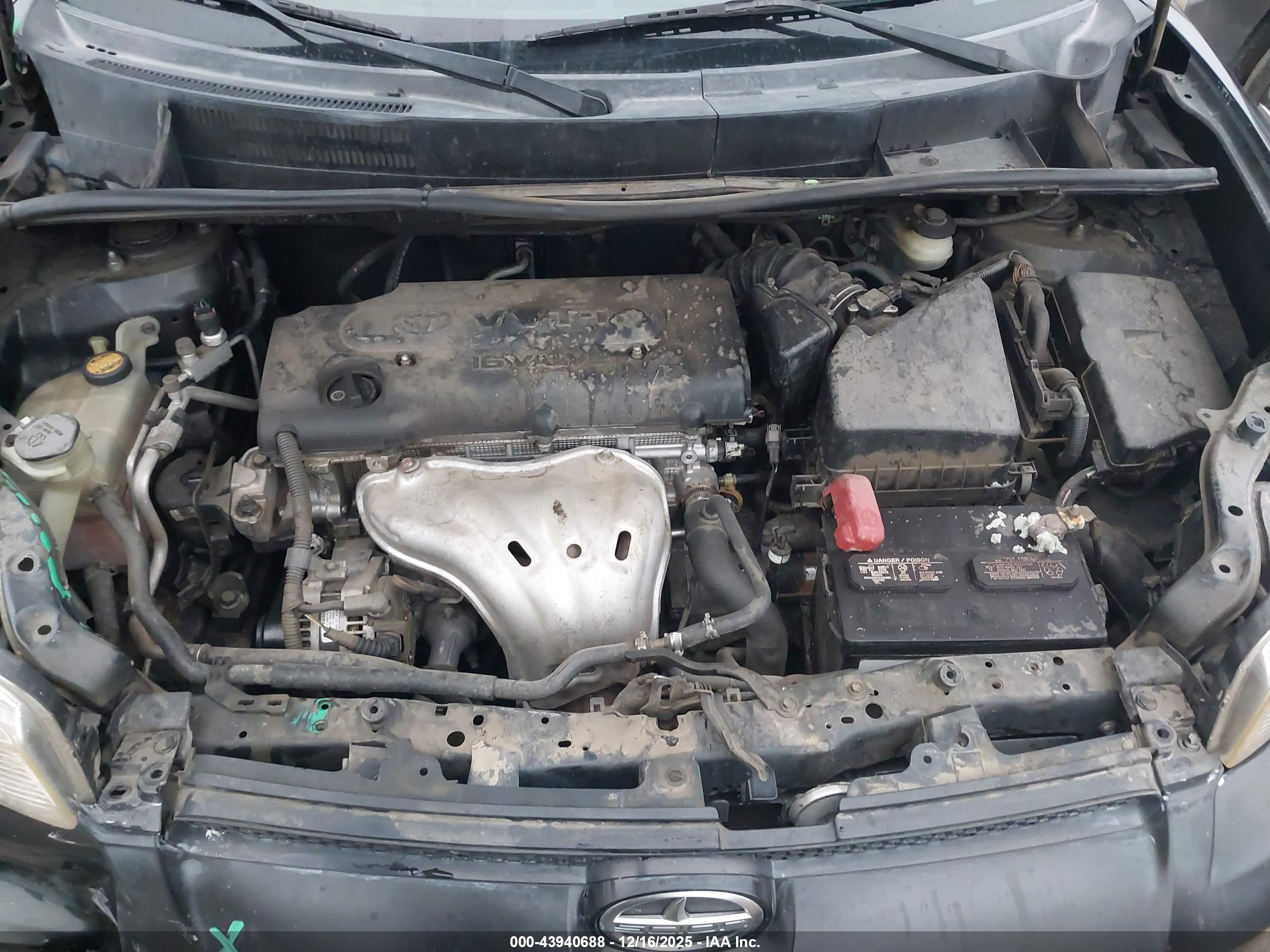 SCION XB image 10