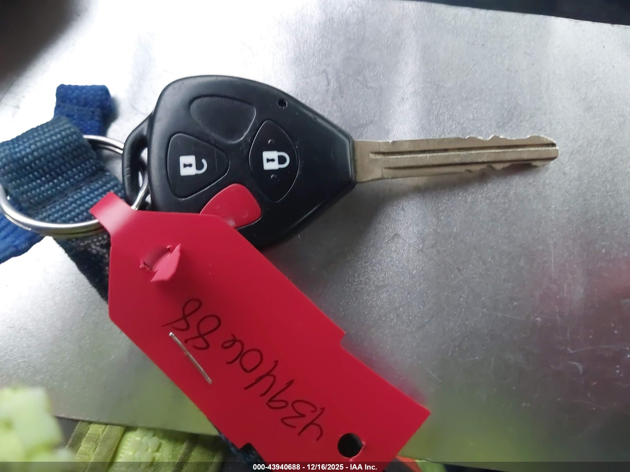 SCION XB image 11