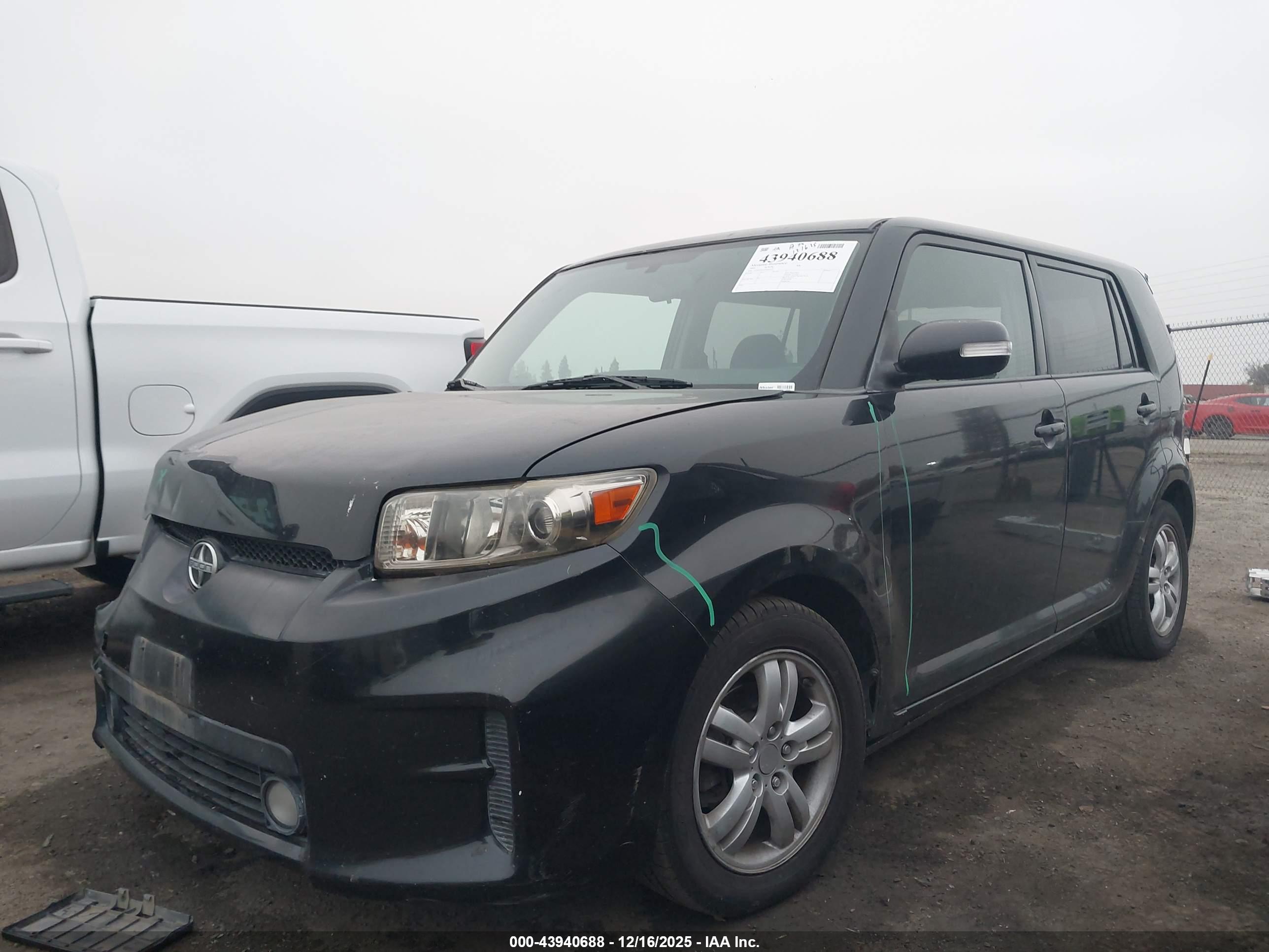 SCION XB image 2