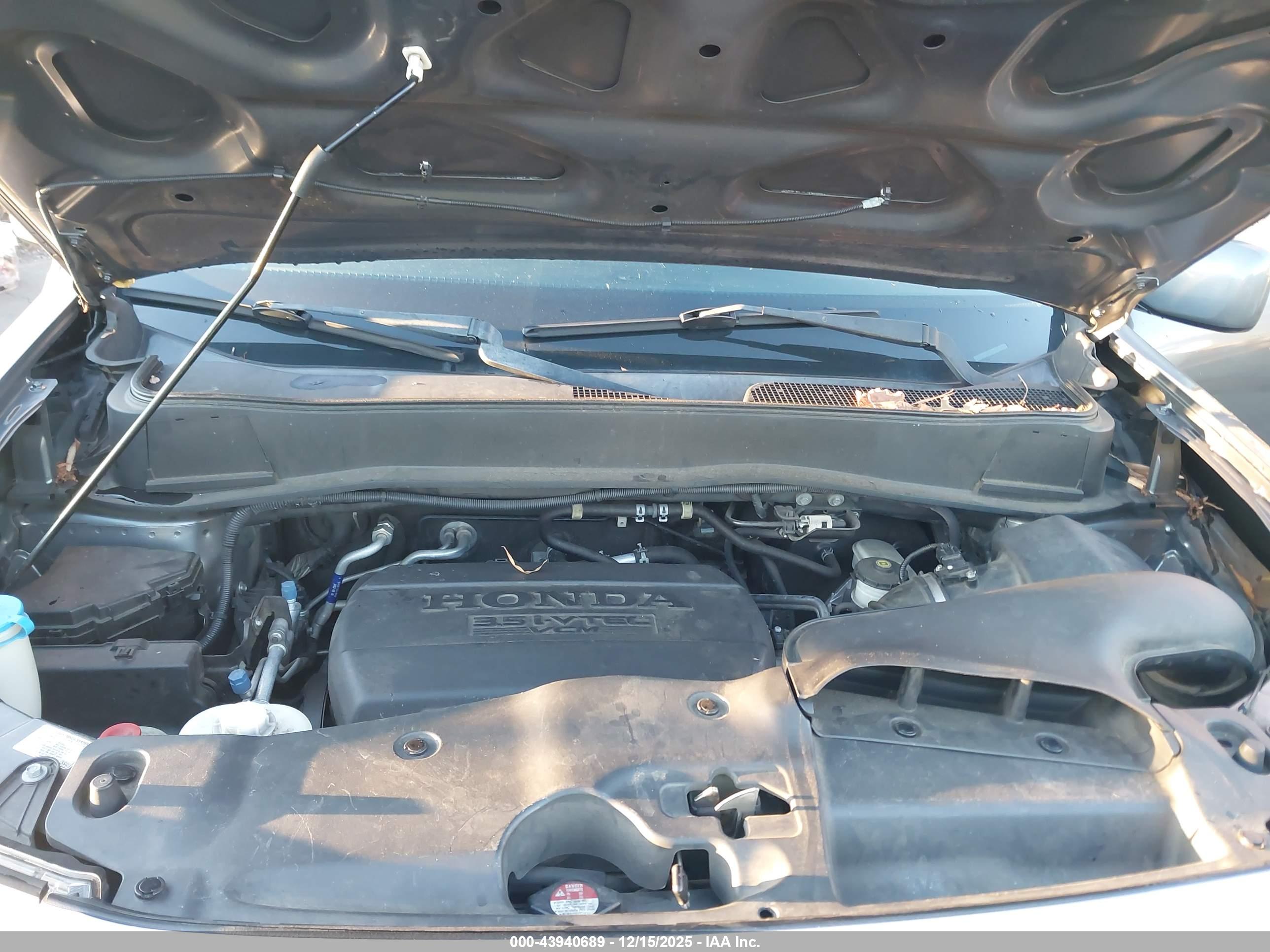 HONDA PILOT image 10
