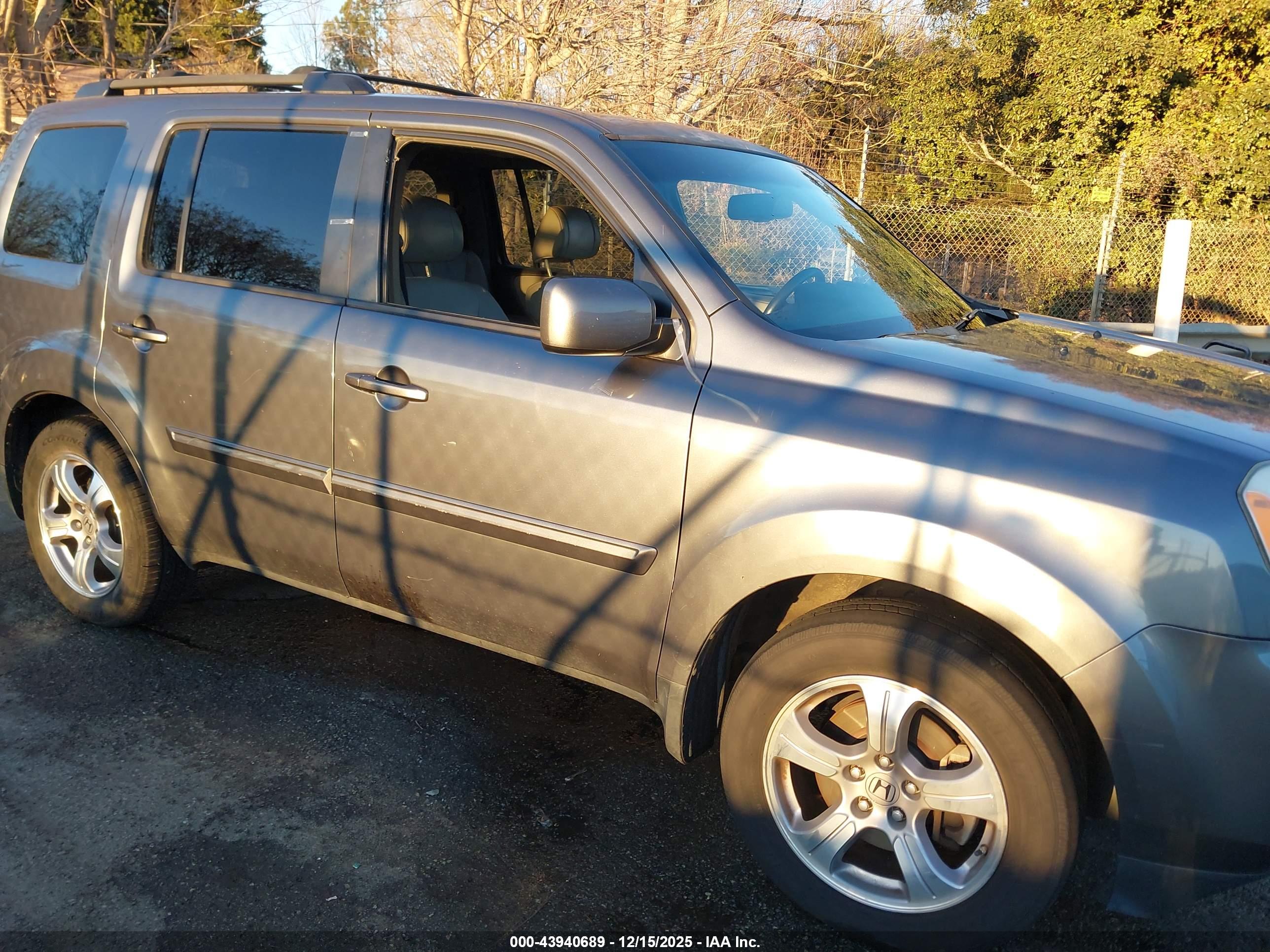 HONDA PILOT image 6