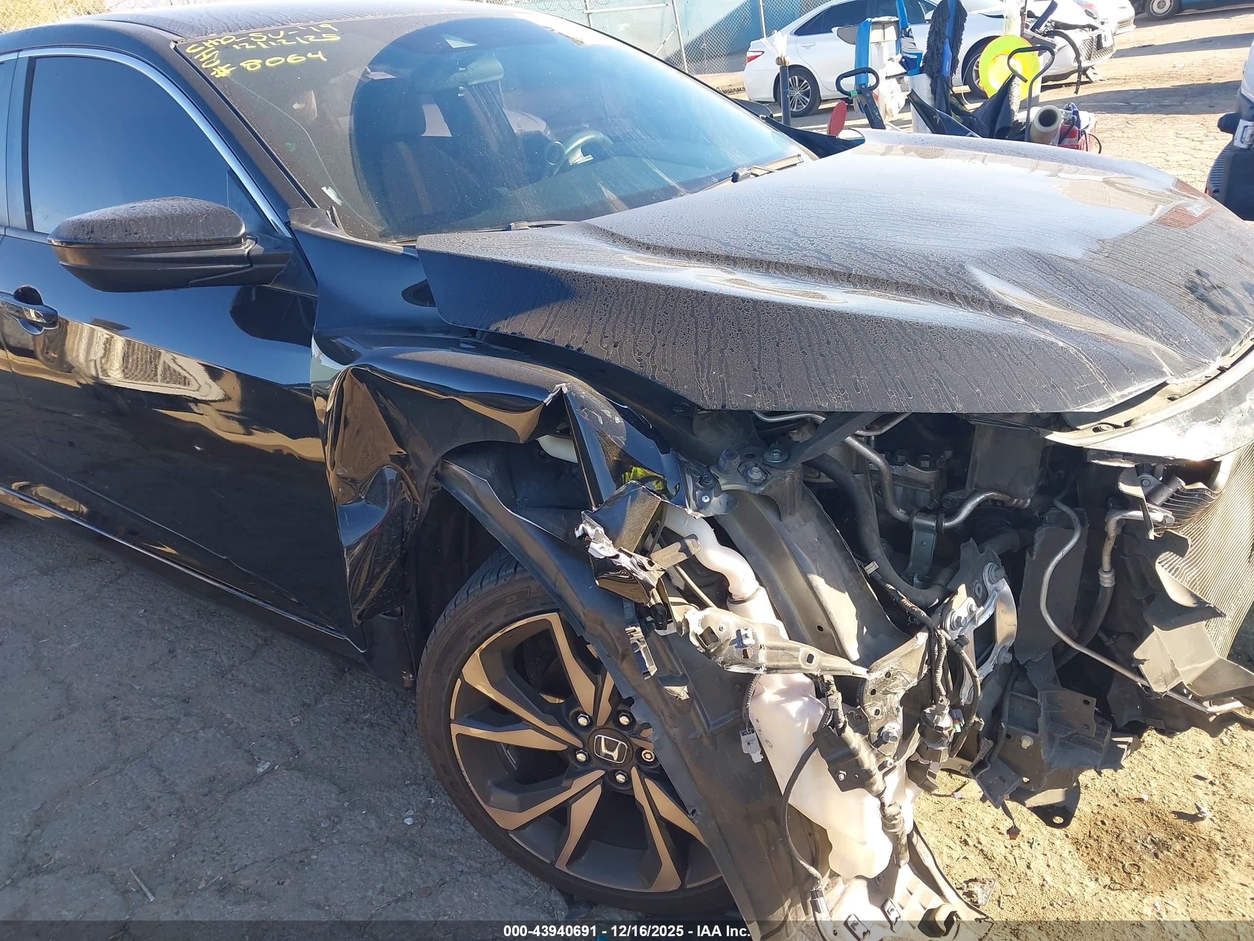 HONDA CIVIC image 6