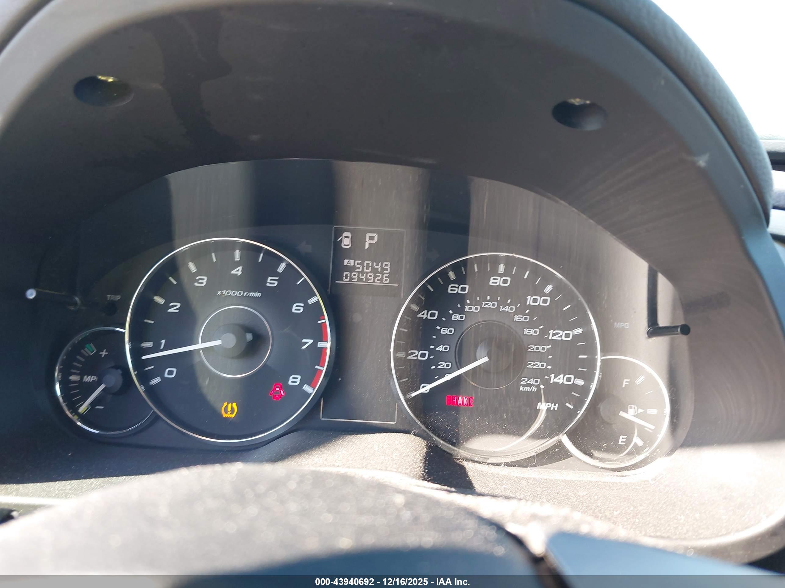 SUBARU OUTBACK image 7