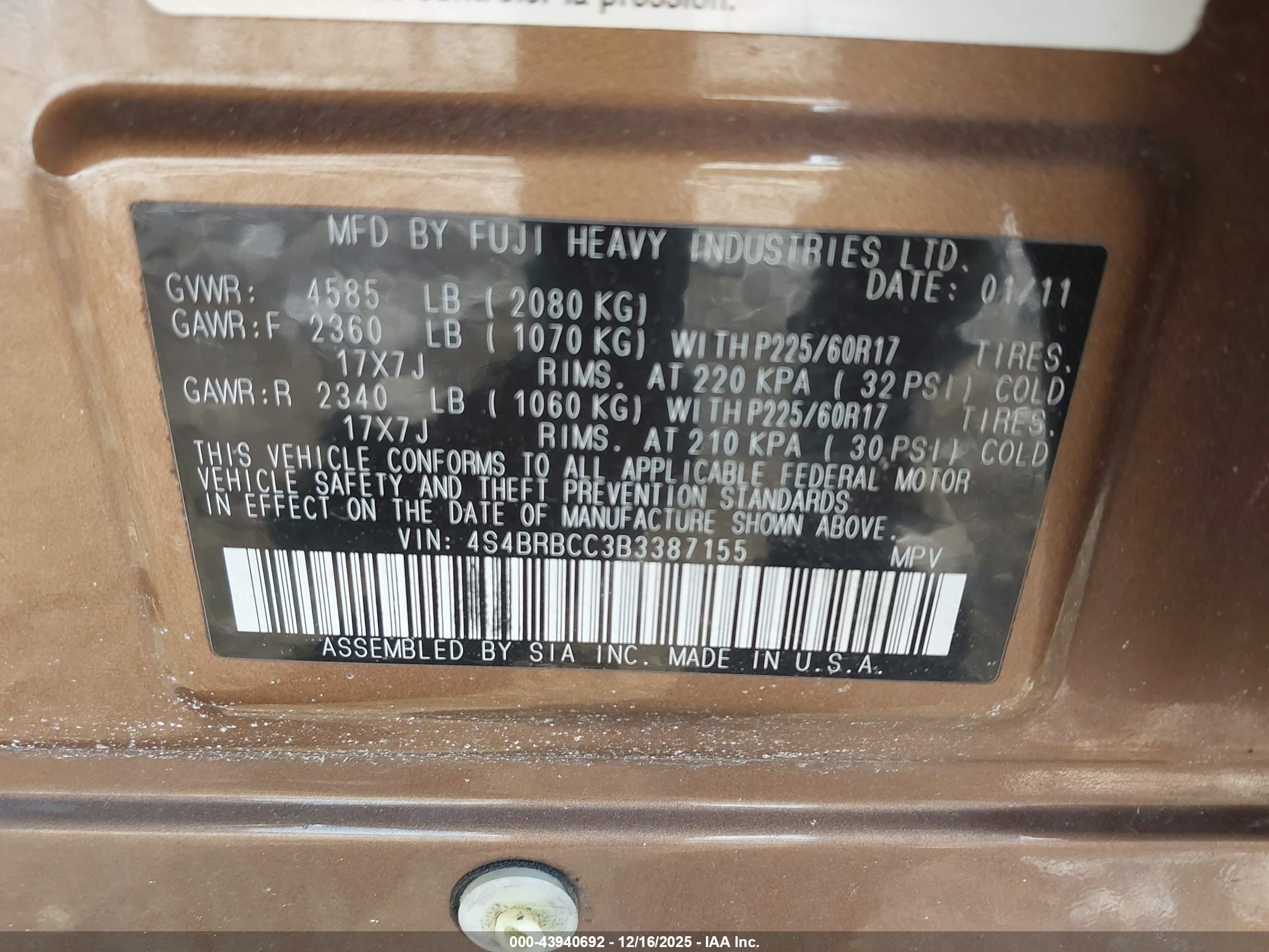 SUBARU OUTBACK image 9