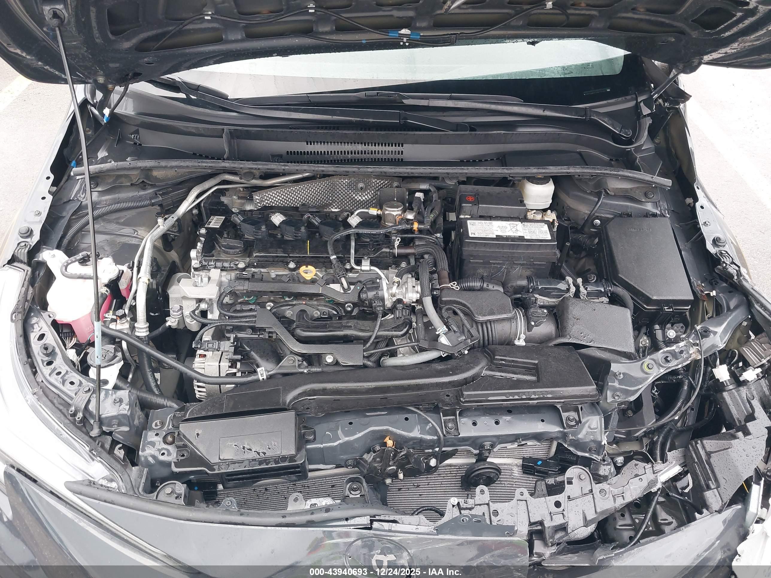 TOYOTA COROLLA image 10
