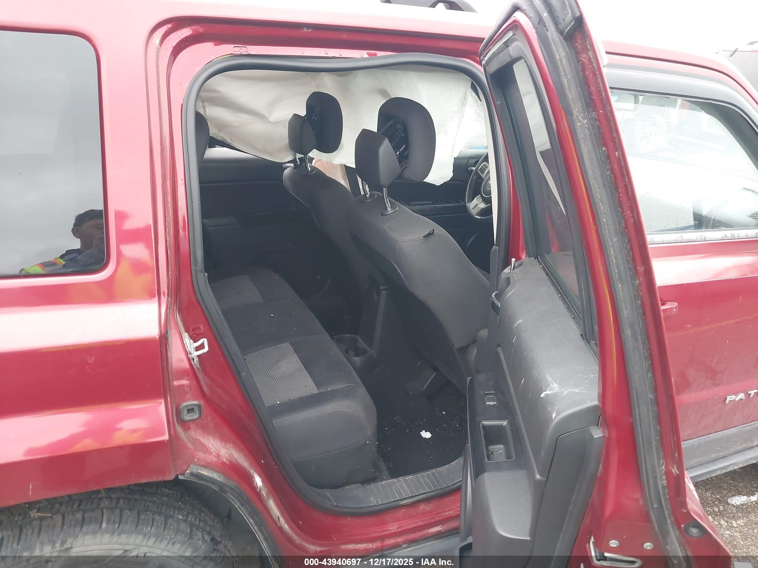 JEEP PATRIOT image 8